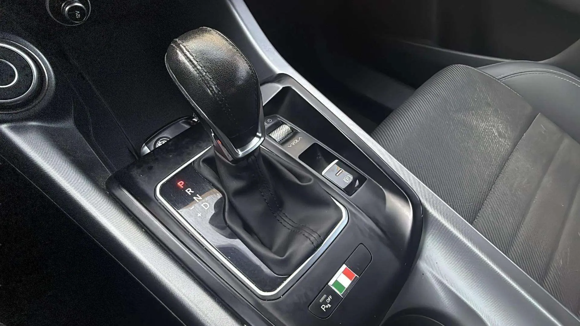 Alfa Romeo Tonale 1.5 MHEV Gasolina Sprint FWD - foto 15