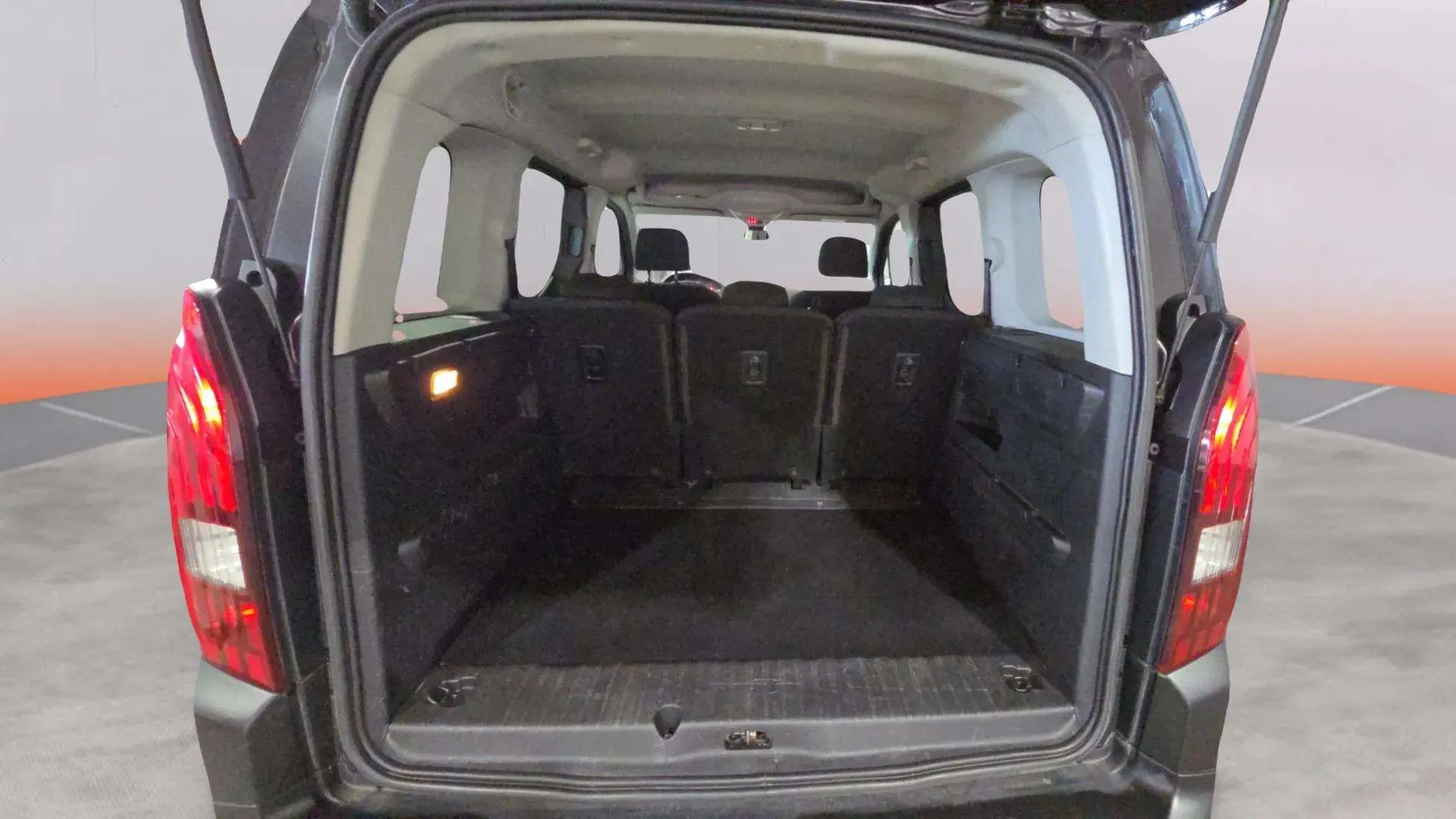 Peugeot Rifter Allure Standard BlueHDi - foto 16