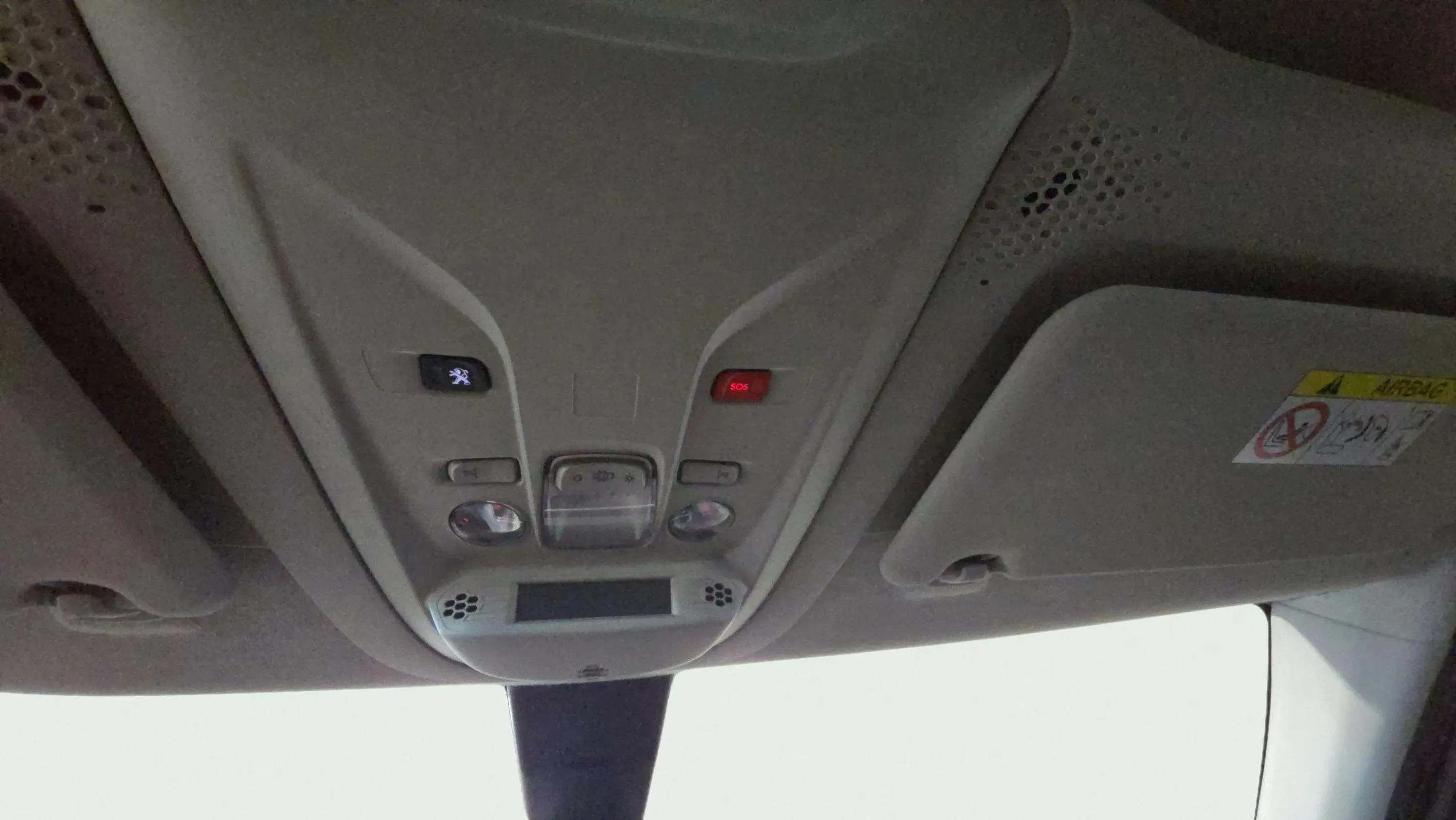 Peugeot Rifter Allure Standard BlueHDi - foto 30