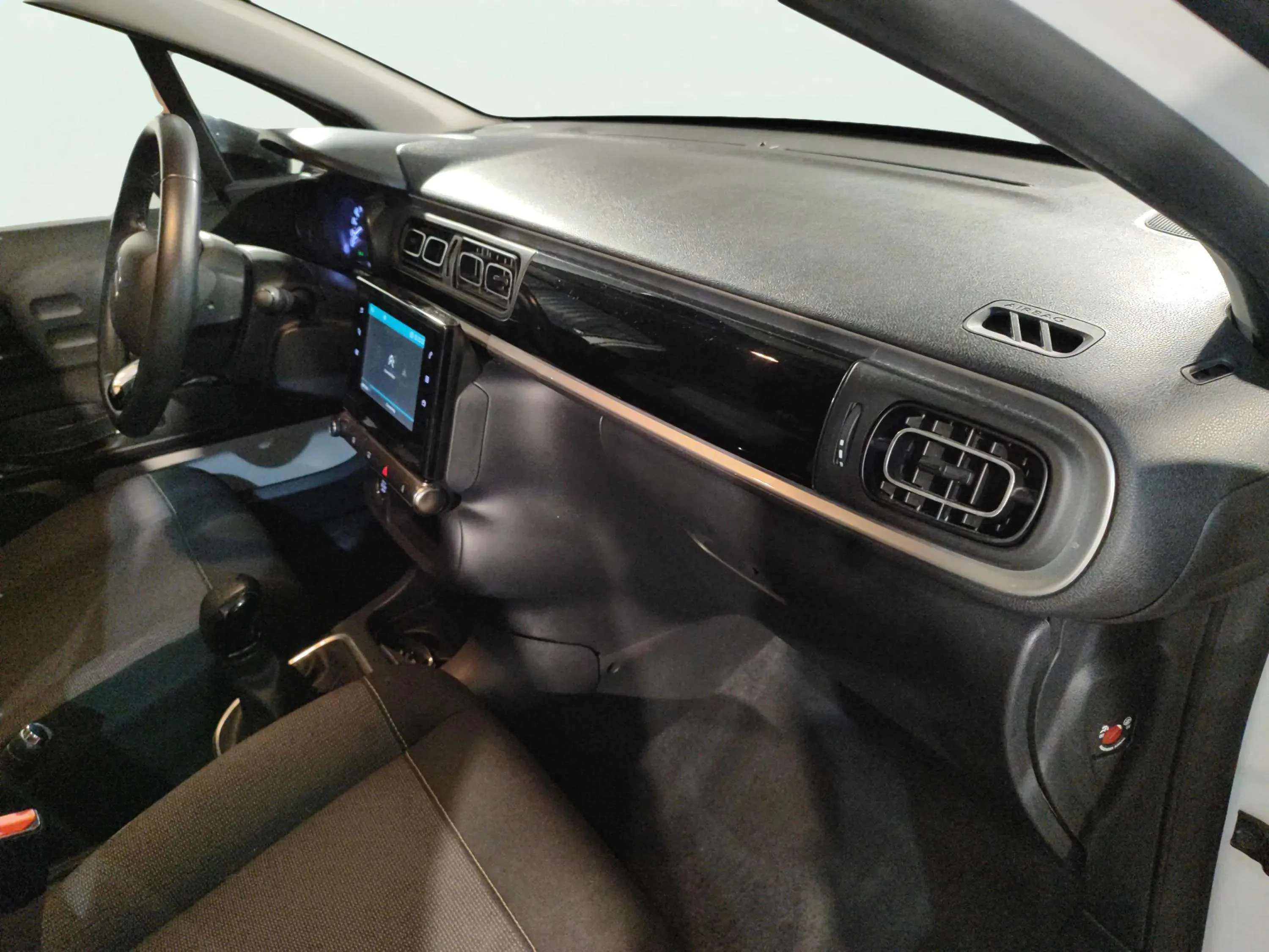 Citroën C3 PureTech Shine - foto 27