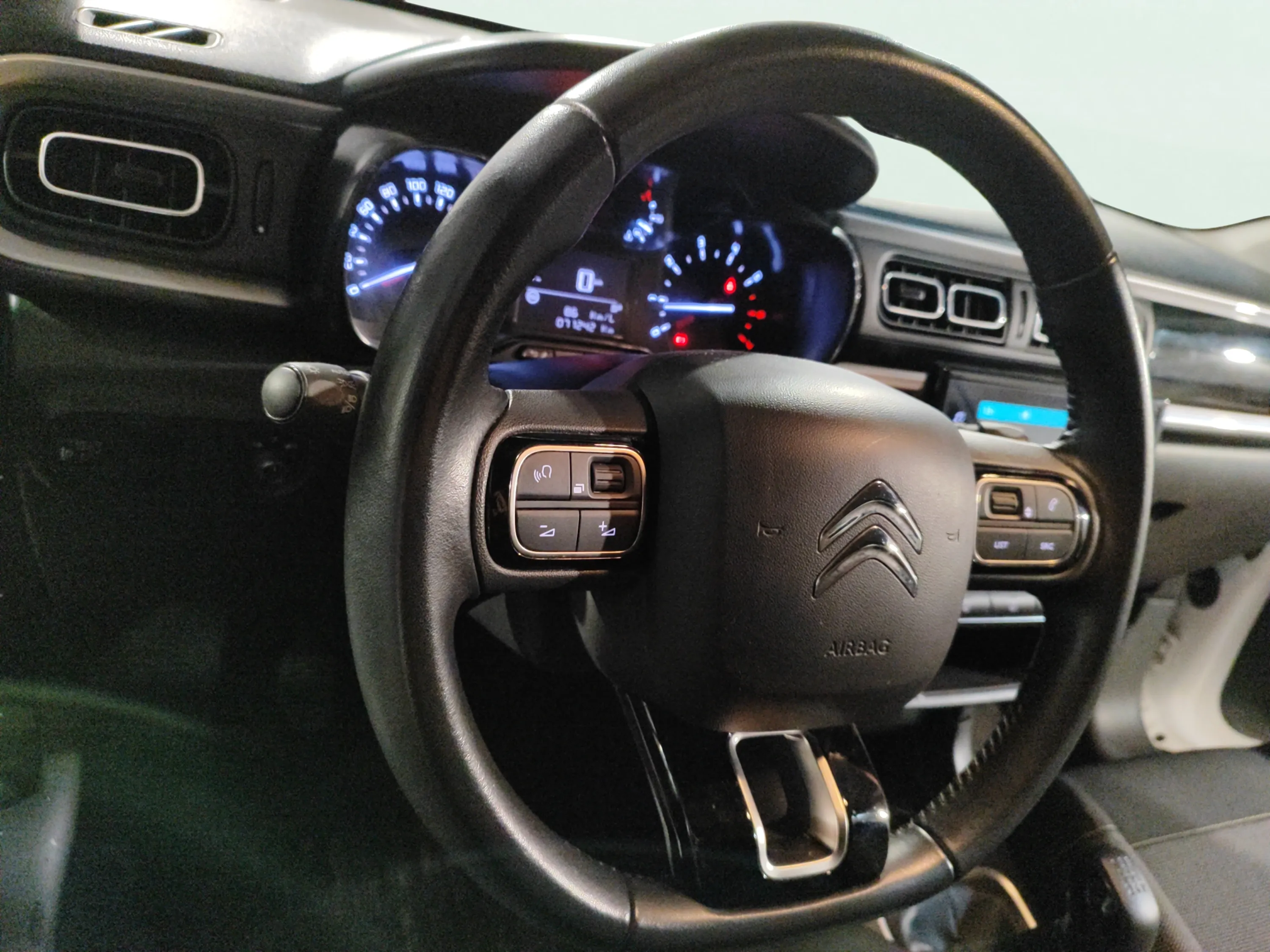 Citroën C3 PureTech Shine - foto 11