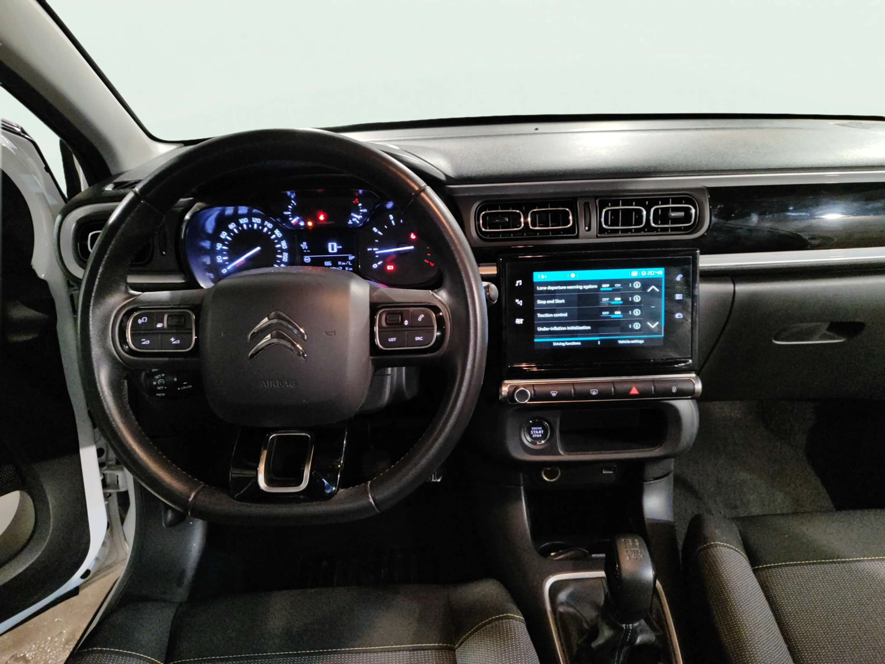 Citroën C3 PureTech Shine - foto 9