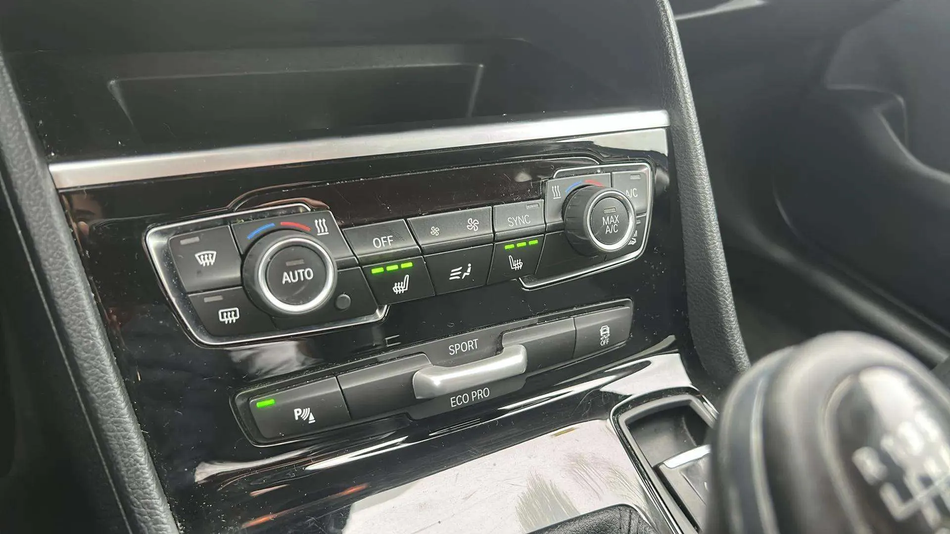 BMW Serie 2 Gran Tourer 216i - foto 17