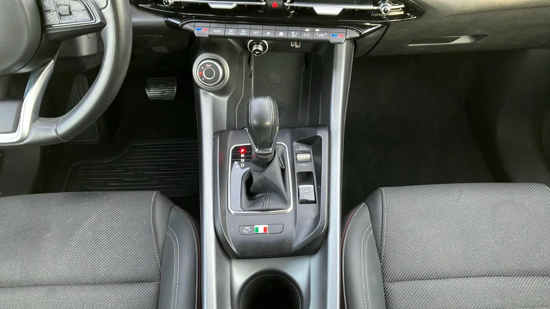 Alfa Romeo Tonale 1.5 MHEV Gasolina Sprint FWD - foto 17