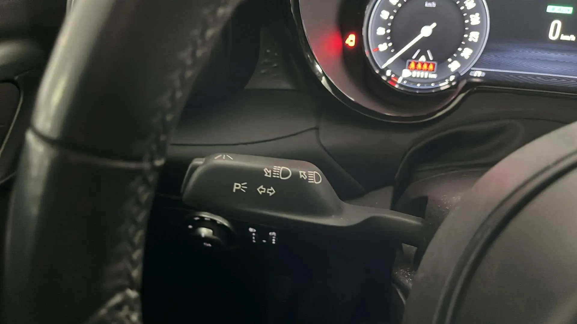 Alfa Romeo Tonale 1.5 MHEV Gasolina Sprint FWD - foto 13
