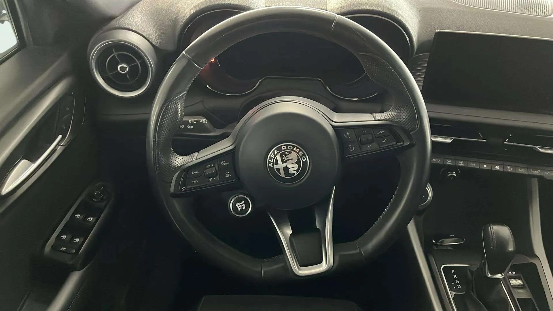 Alfa Romeo Tonale 1.5 MHEV Gasolina Sprint FWD - foto 11