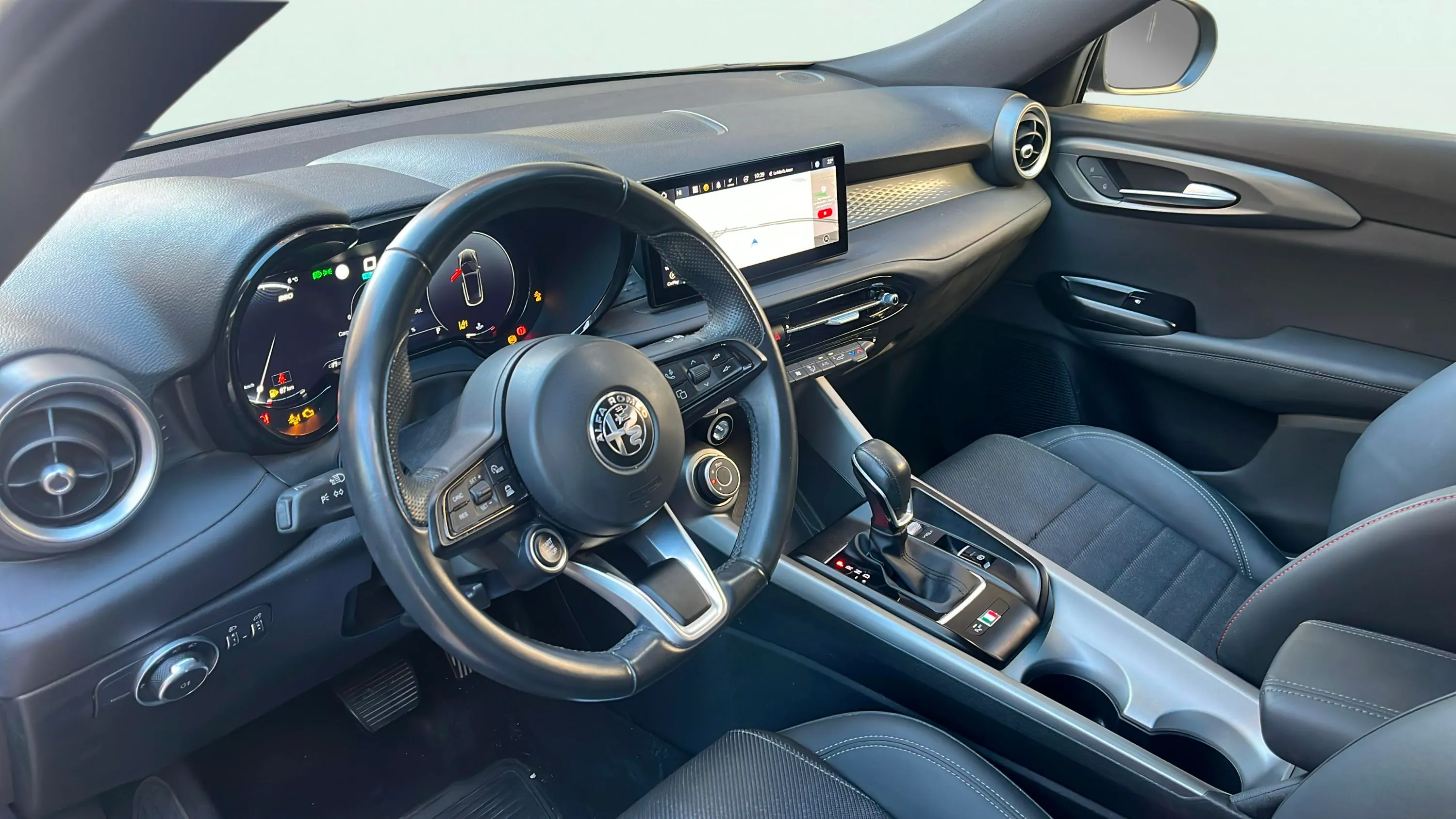Alfa Romeo Tonale 1.5 MHEV Gasolina Sprint FWD - foto 12