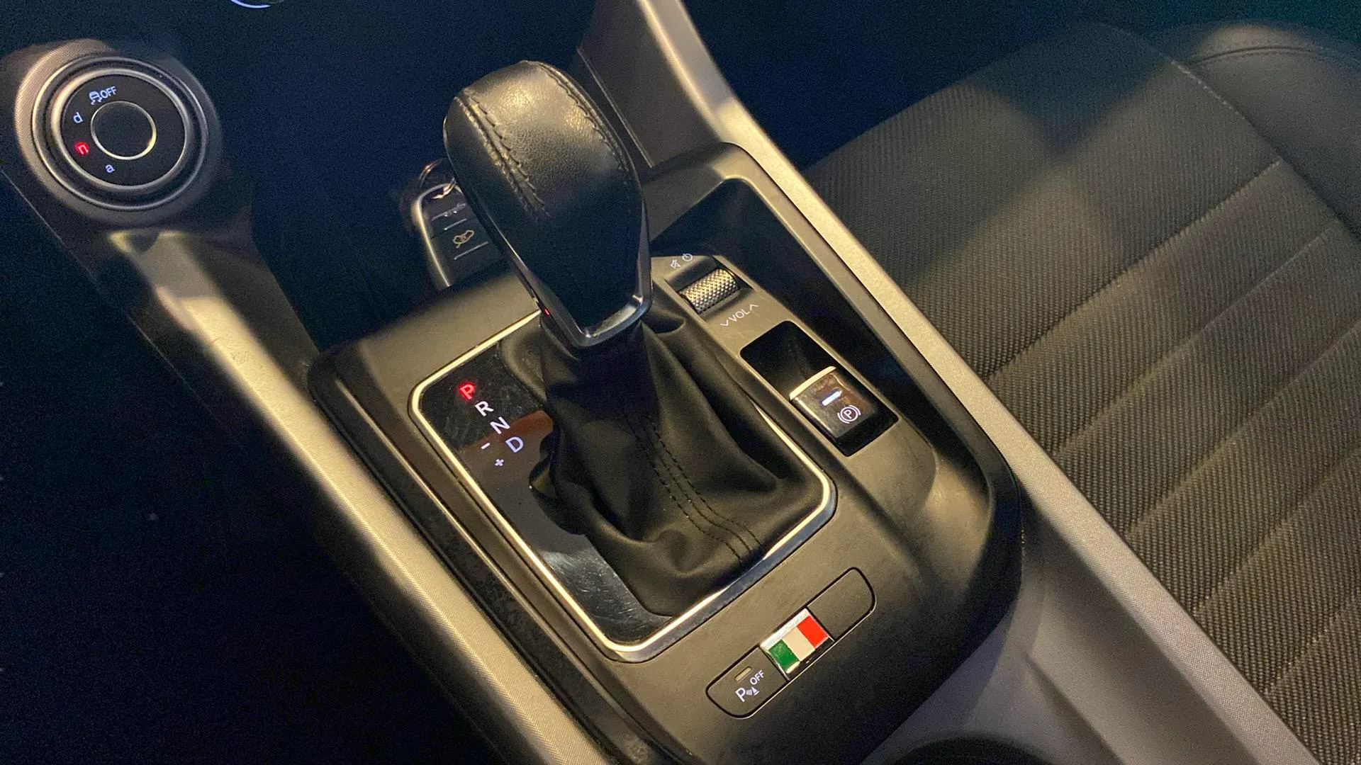 Alfa Romeo Tonale 1.5 MHEV Gasolina Sprint FWD - foto 23
