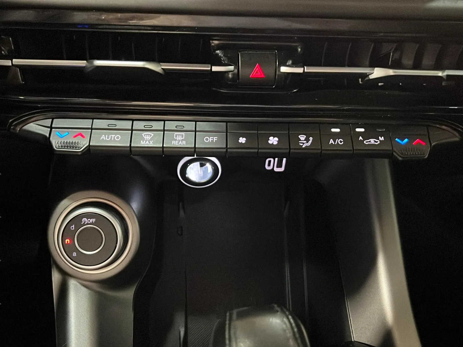 Alfa Romeo Tonale 1.5 MHEV Gasolina Sprint FWD - foto 12