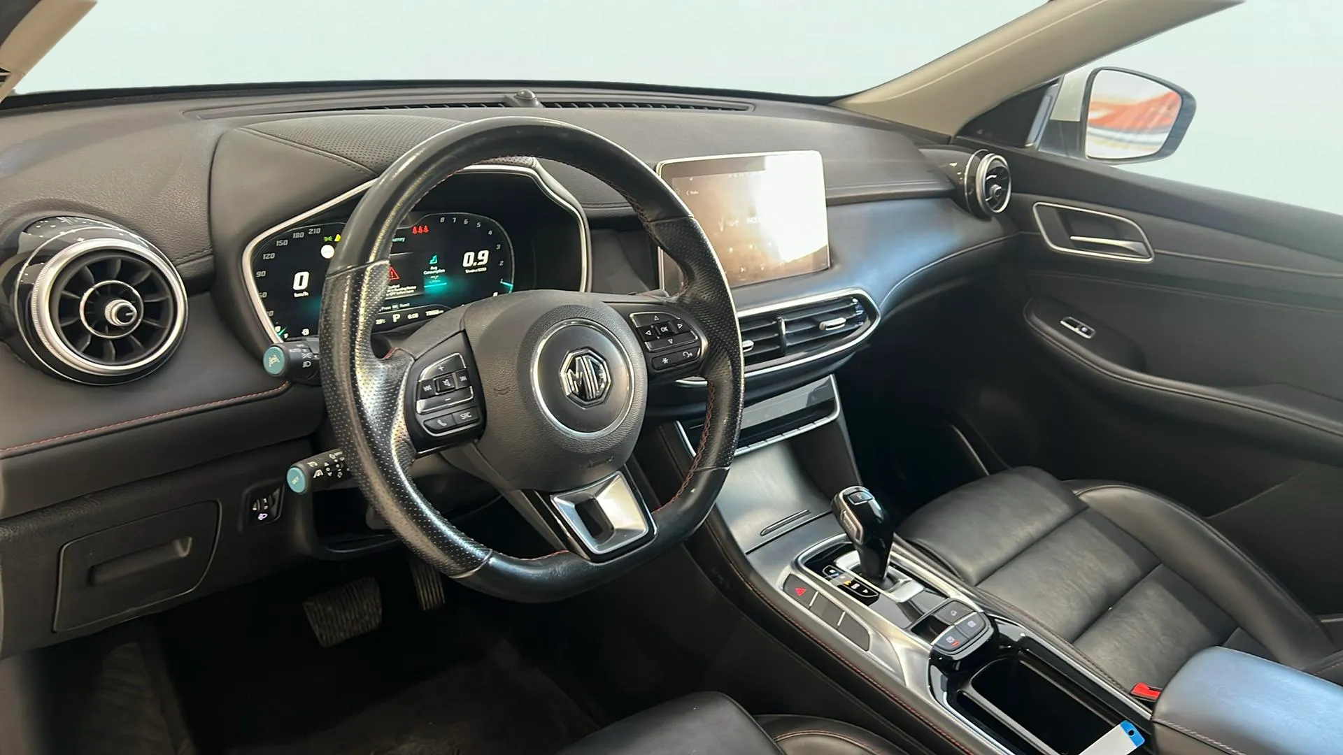 MG HS 1.5 Turbo GDI Comfort DCT - foto 9