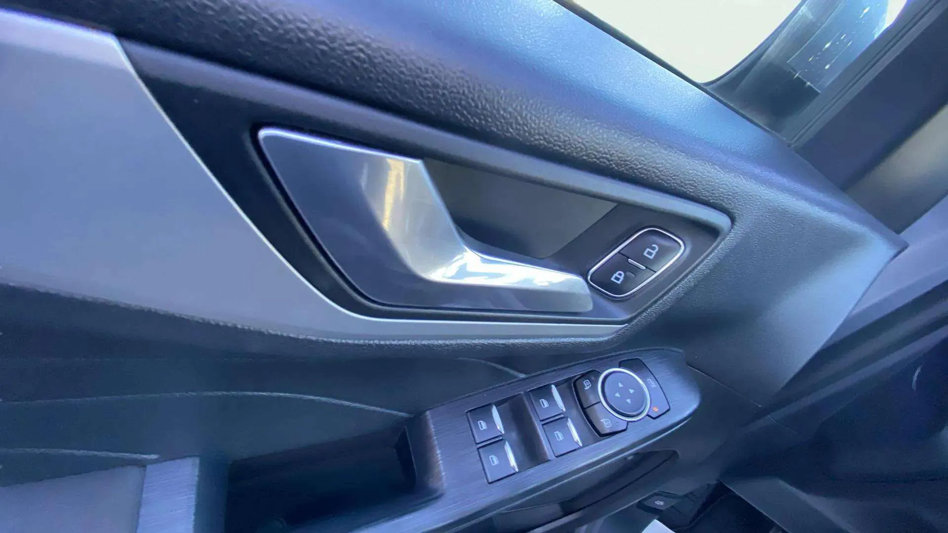 Ford Kuga Trend 1.5 EcoBlue - foto 18