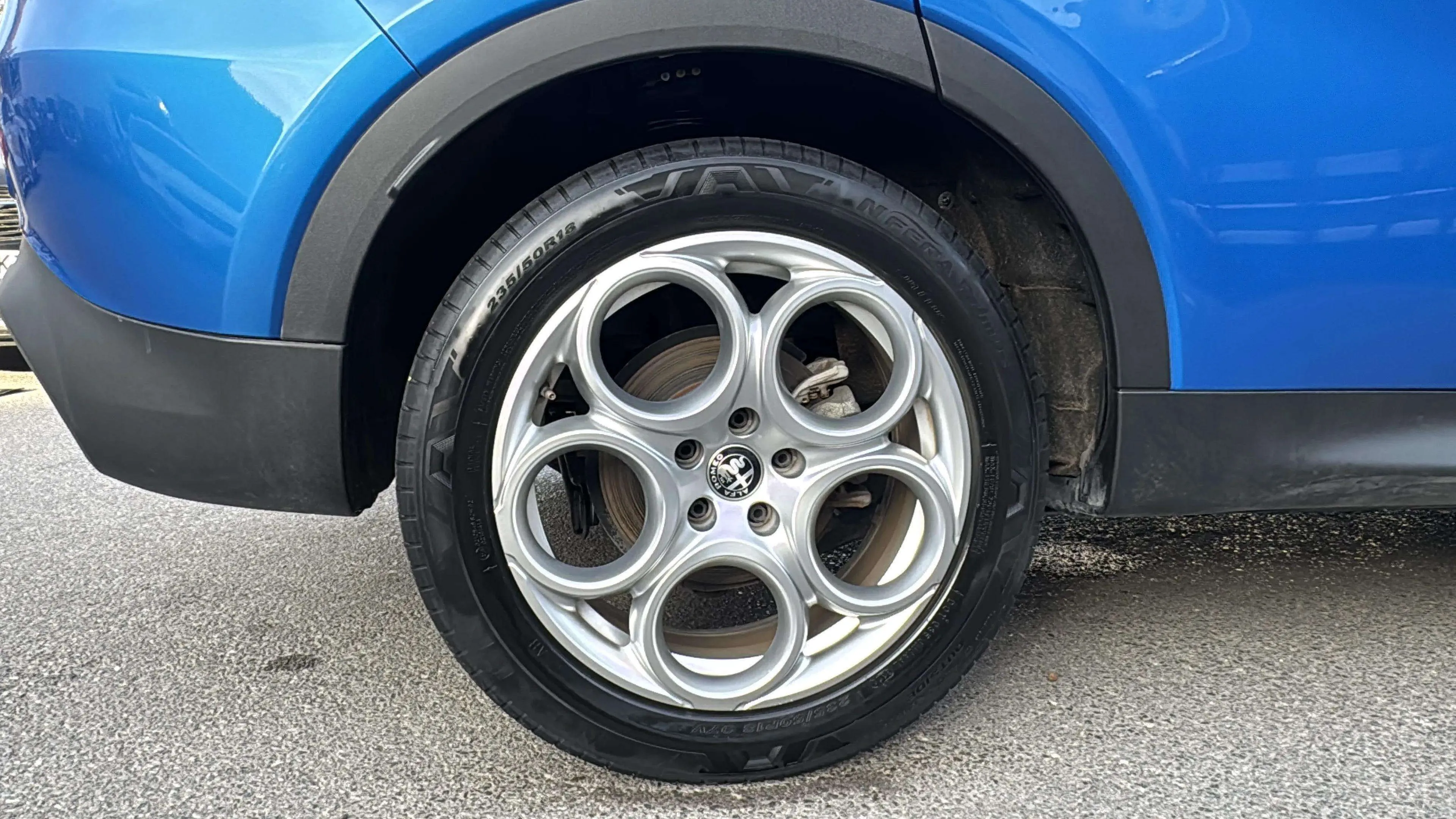 Alfa Romeo Tonale 1.5 MHEV Gasolina Sprint FWD - foto 12