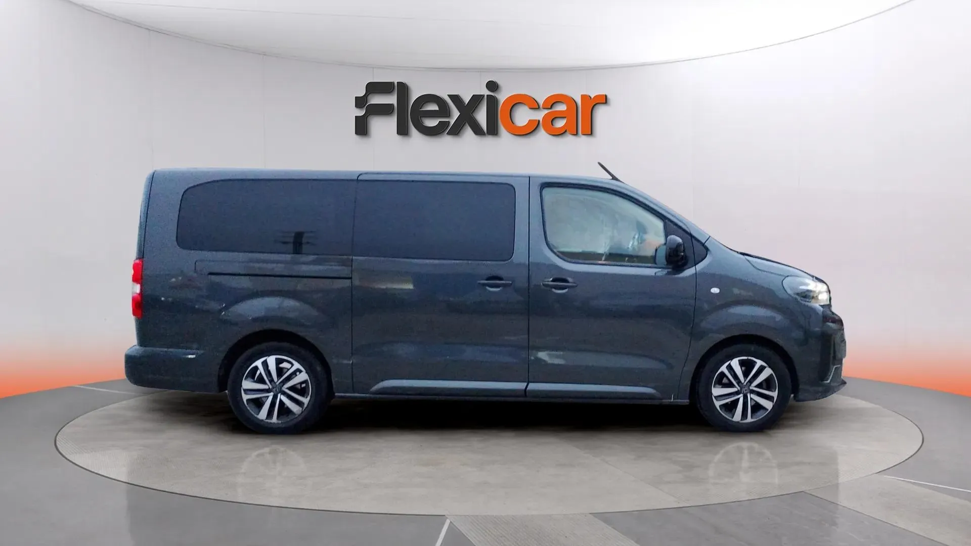 Peugeot Traveller Business Long BlueHDi 180 EAT8 - foto 7