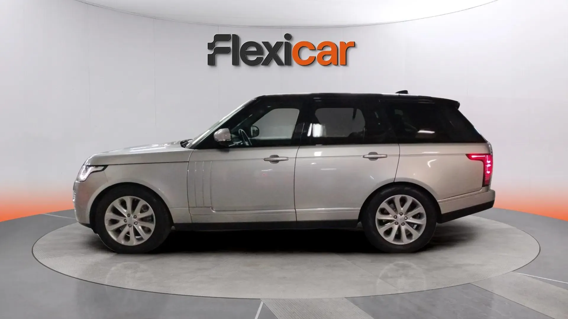 Land Rover Range Rover 4.4 SDV8 Vogue - foto 4