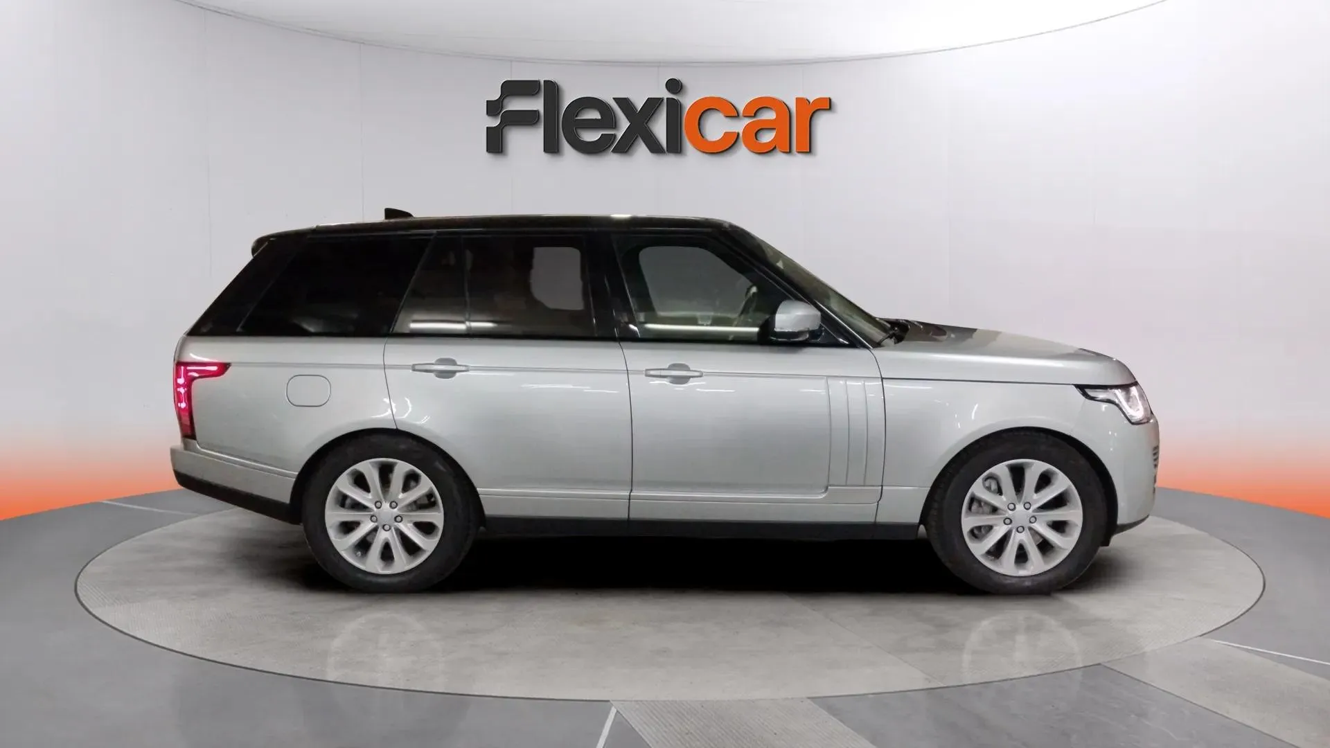 Land Rover Range Rover 4.4 SDV8 Vogue - foto 3