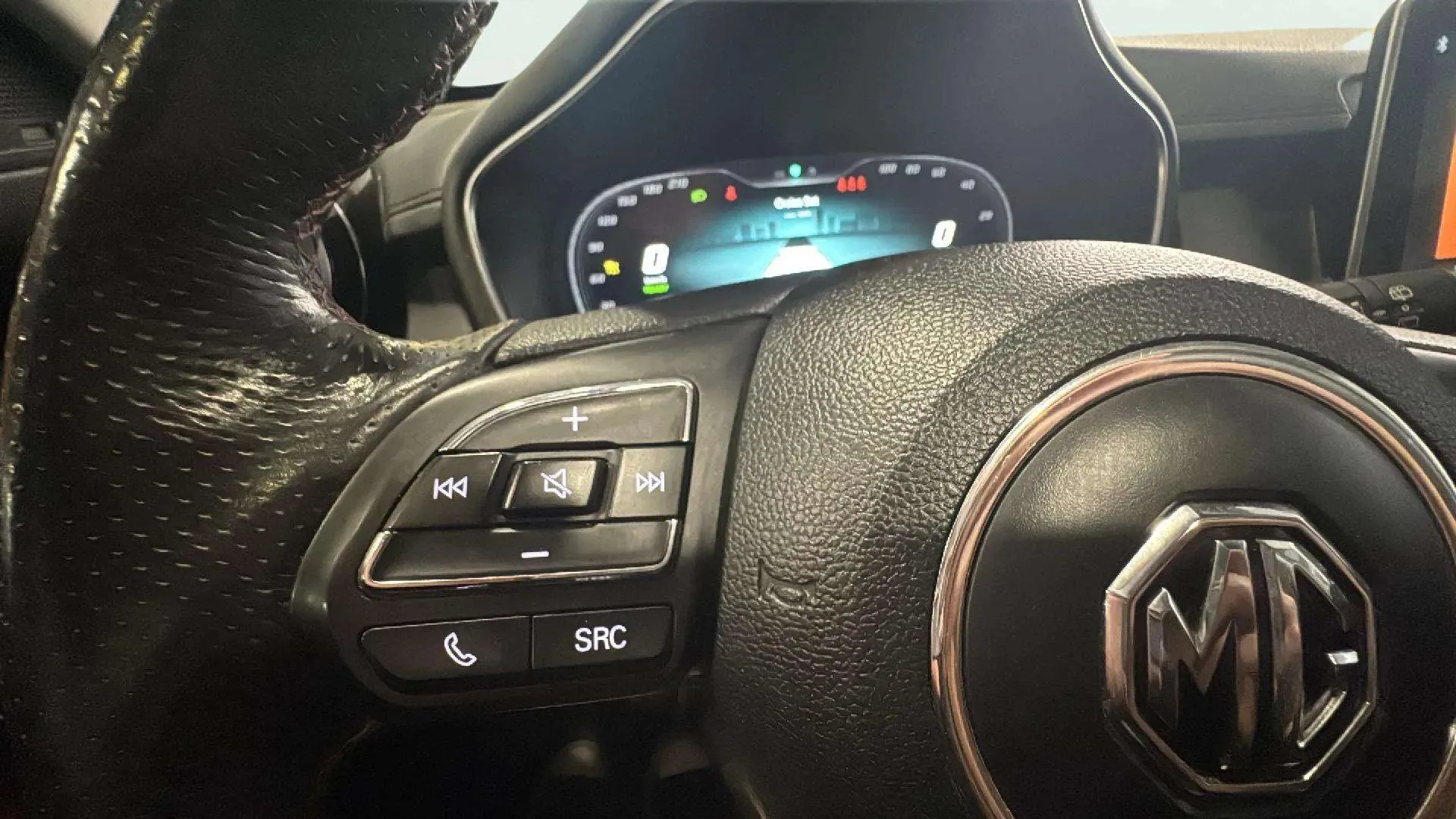 MG HS 1.5 Turbo GDI Luxury DCT - foto 20
