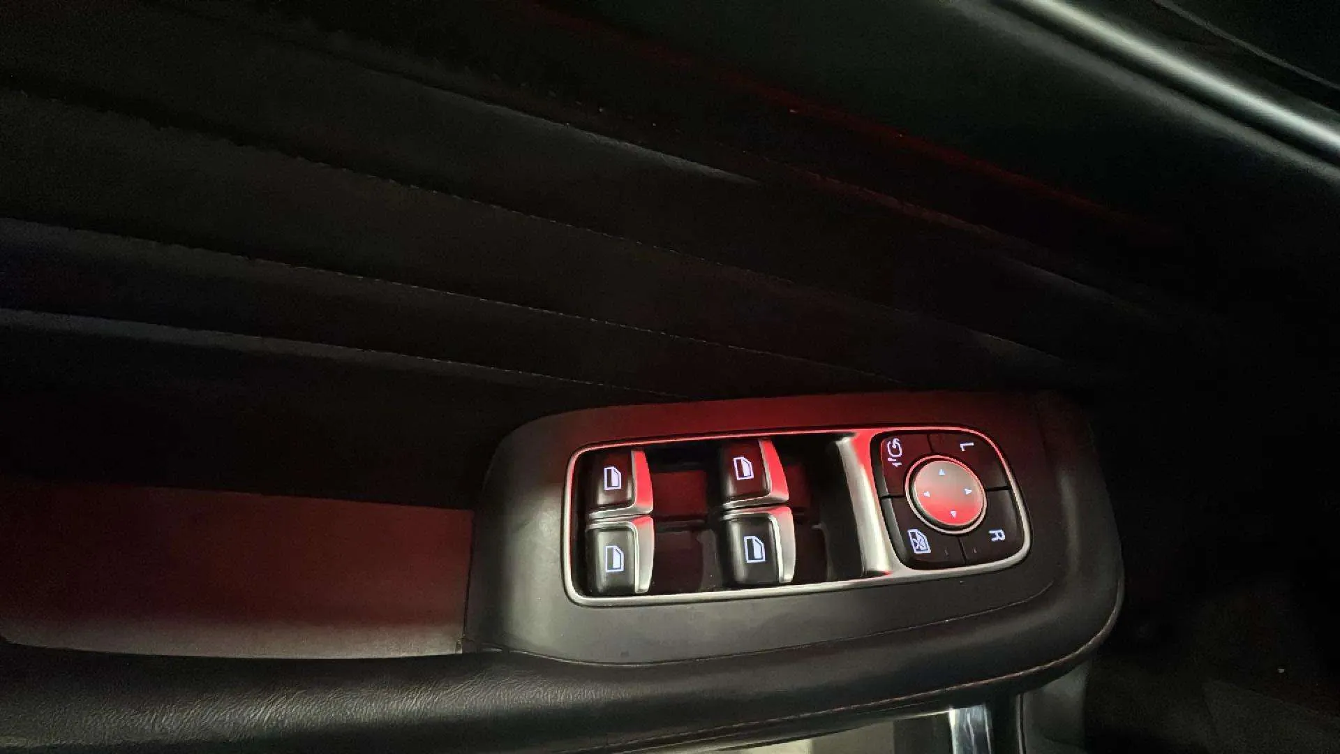 MG HS 1.5 Turbo GDI Luxury DCT - foto 18