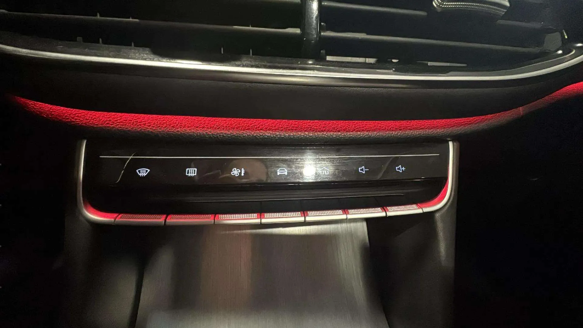 MG HS 1.5 Turbo GDI Luxury DCT - foto 24