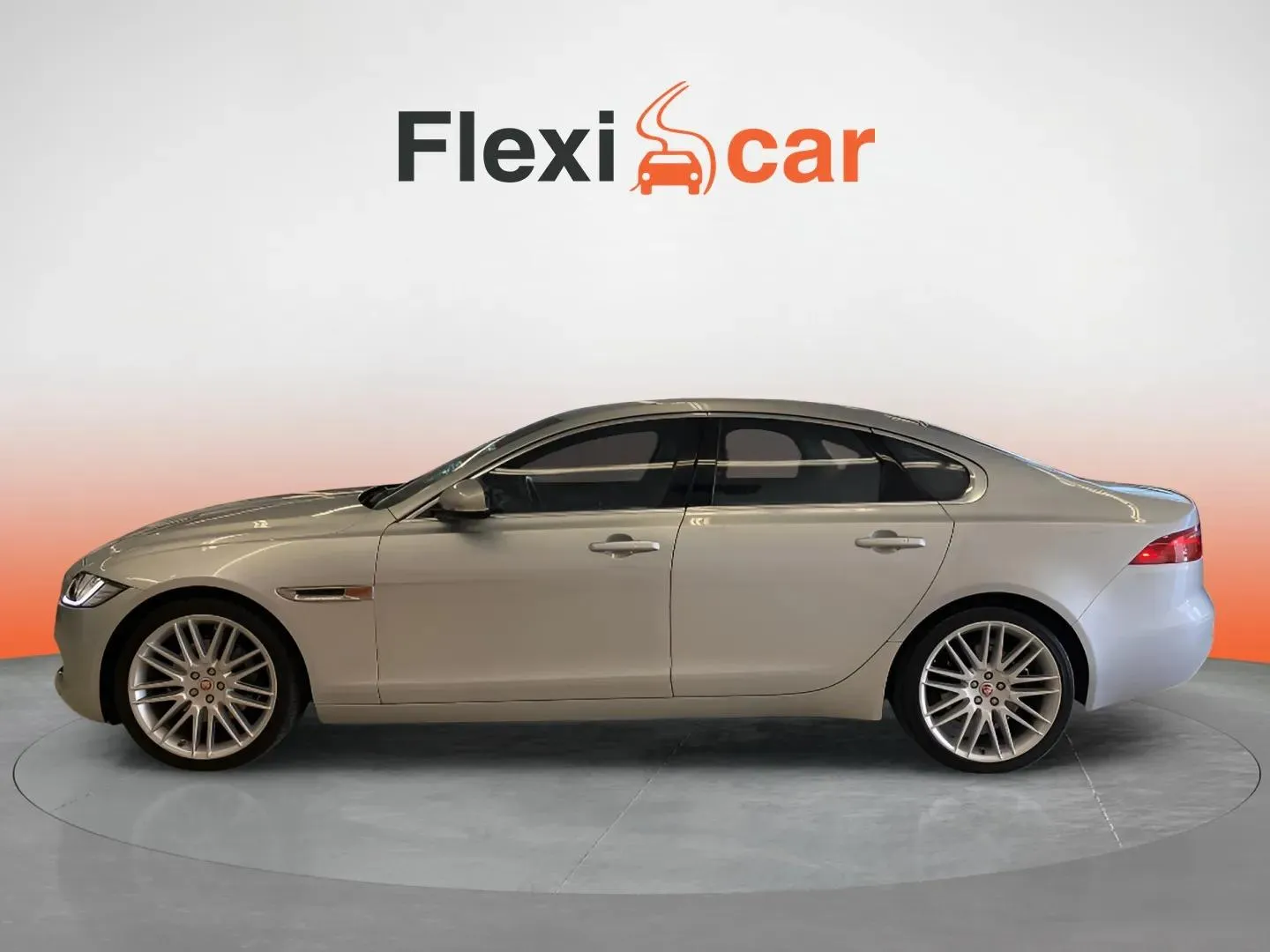 Jaguar XF 2.0D Portfolio - foto 4