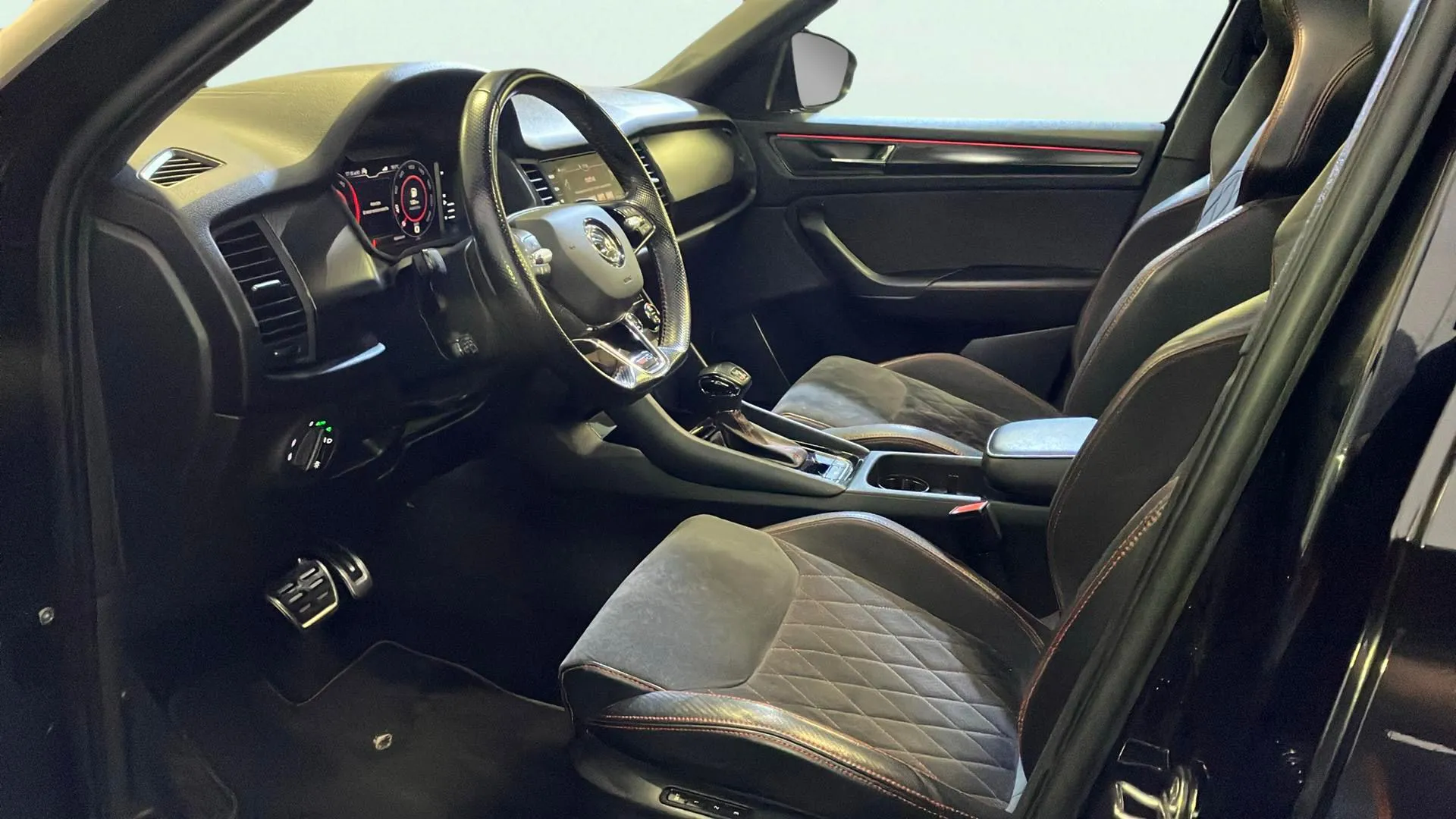 Škoda Kodiaq 2.0 TDI DSG 4x4 RS - foto 13