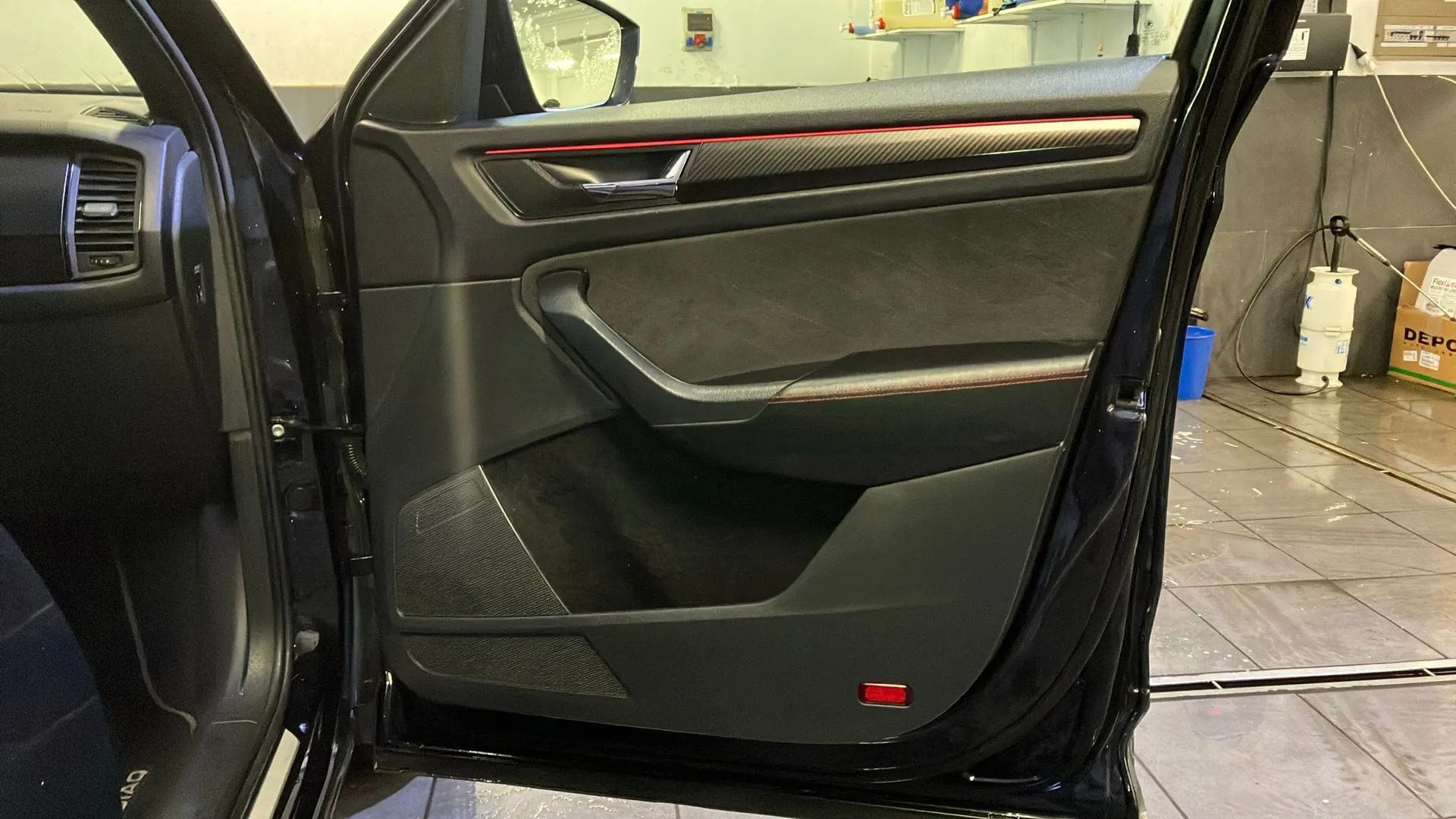 Škoda Kodiaq 2.0 TDI DSG 4x4 RS - foto 24