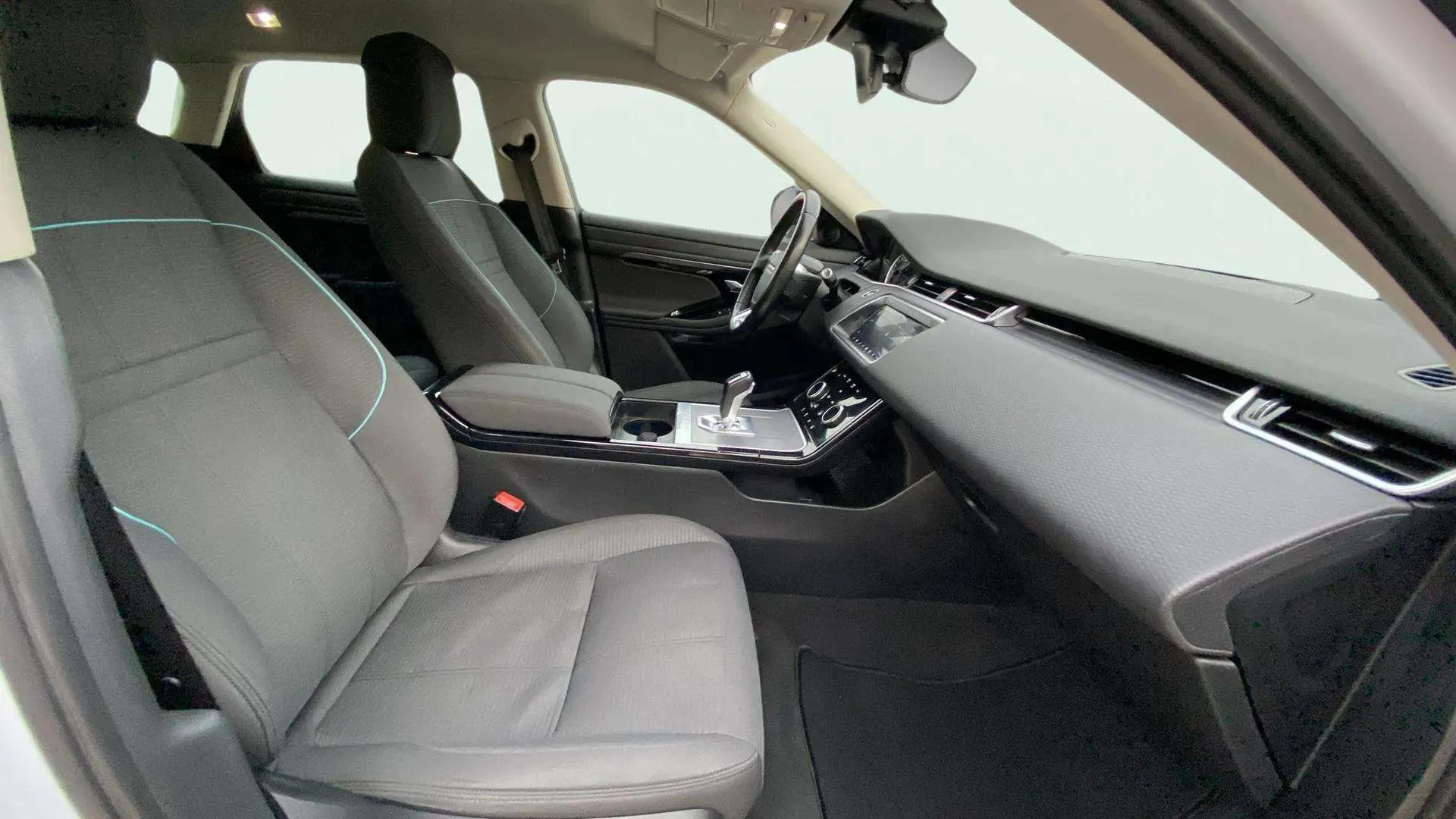 Land Rover Range Rover Evoque 2.0 D150 4WD - foto 8