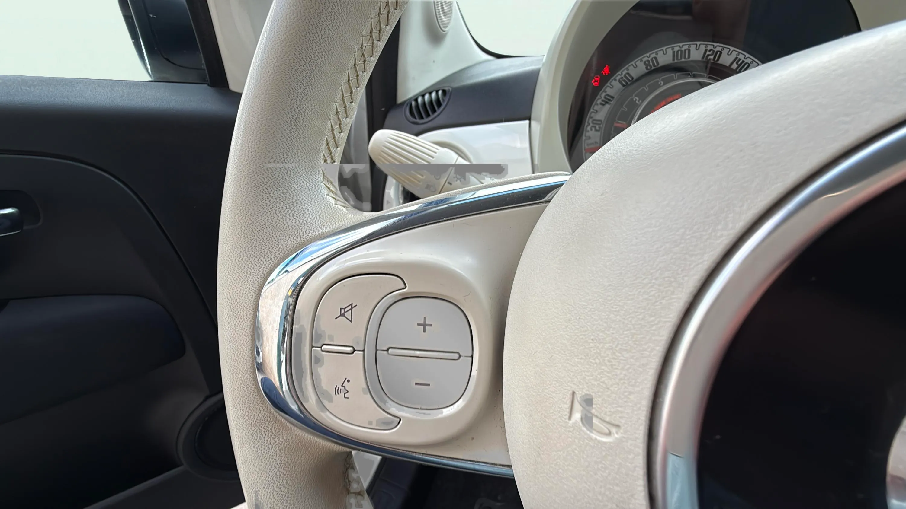 Fiat 500 Cult 1.0 Hybrid - foto 12