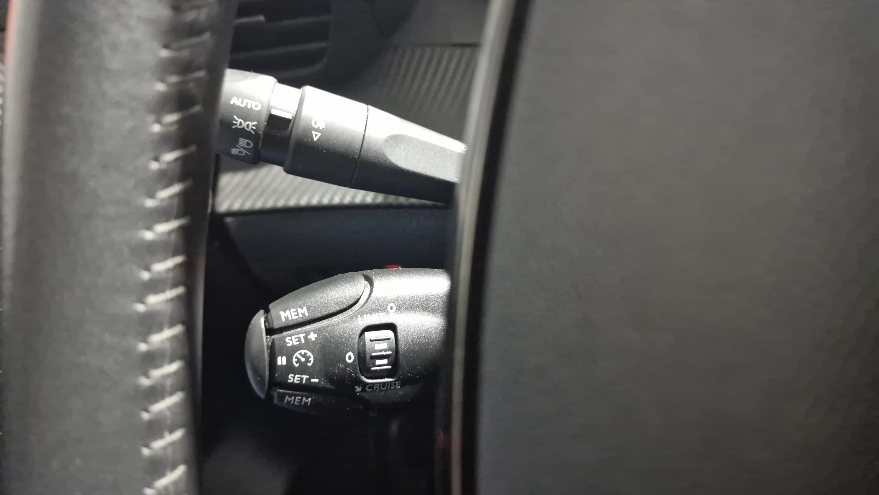 Peugeot 208 PureTech Active Pack - foto 17