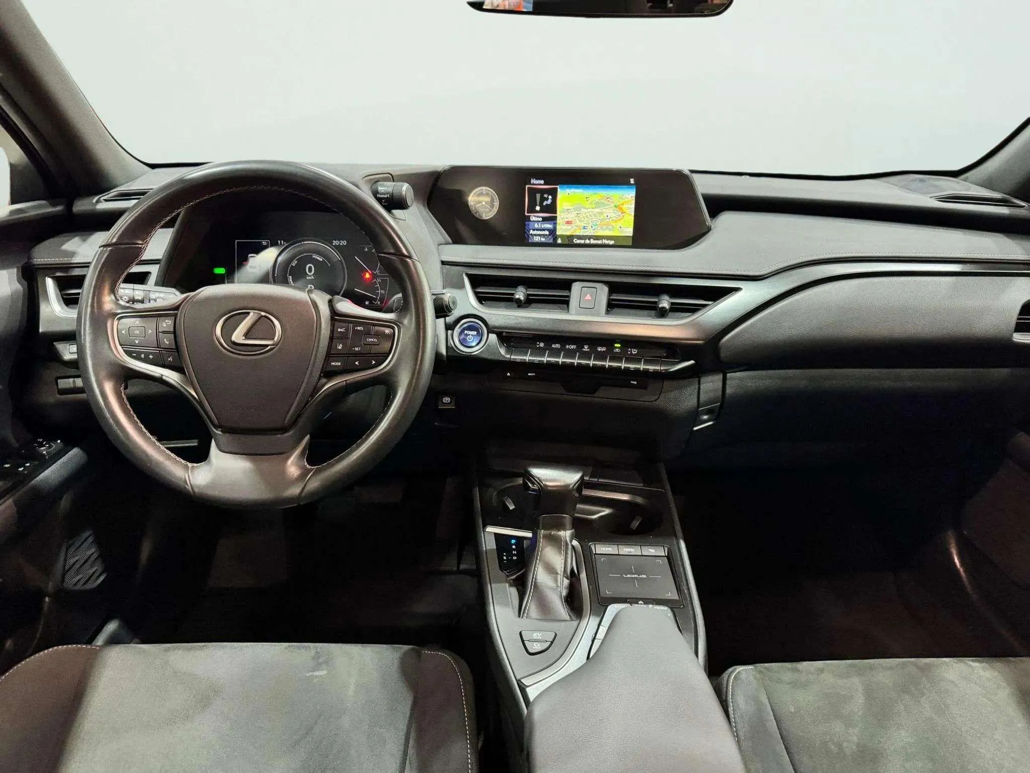 Lexus UX 2.0 250h Business - foto 9
