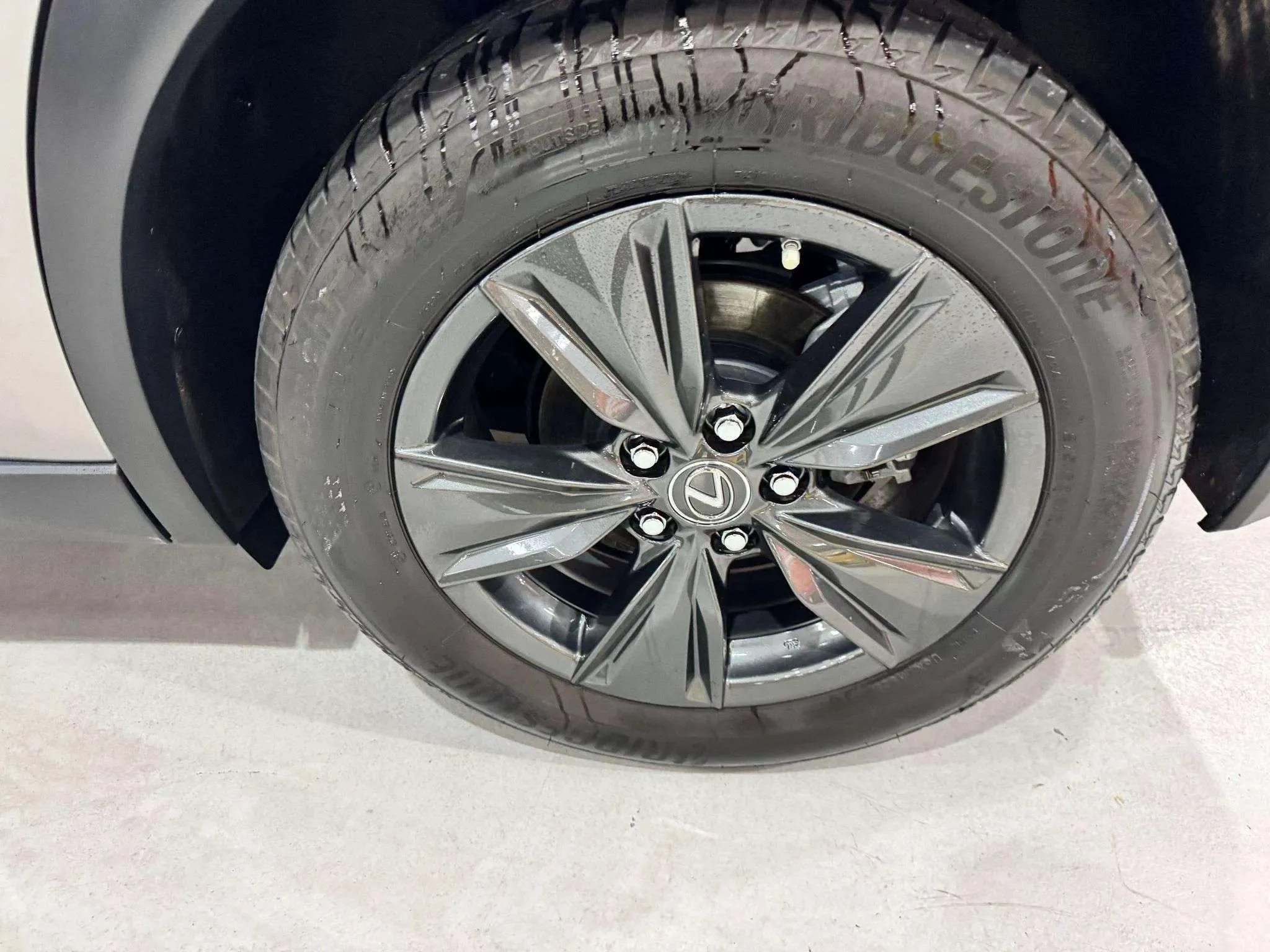 Lexus UX 2.0 250h Business - foto 27