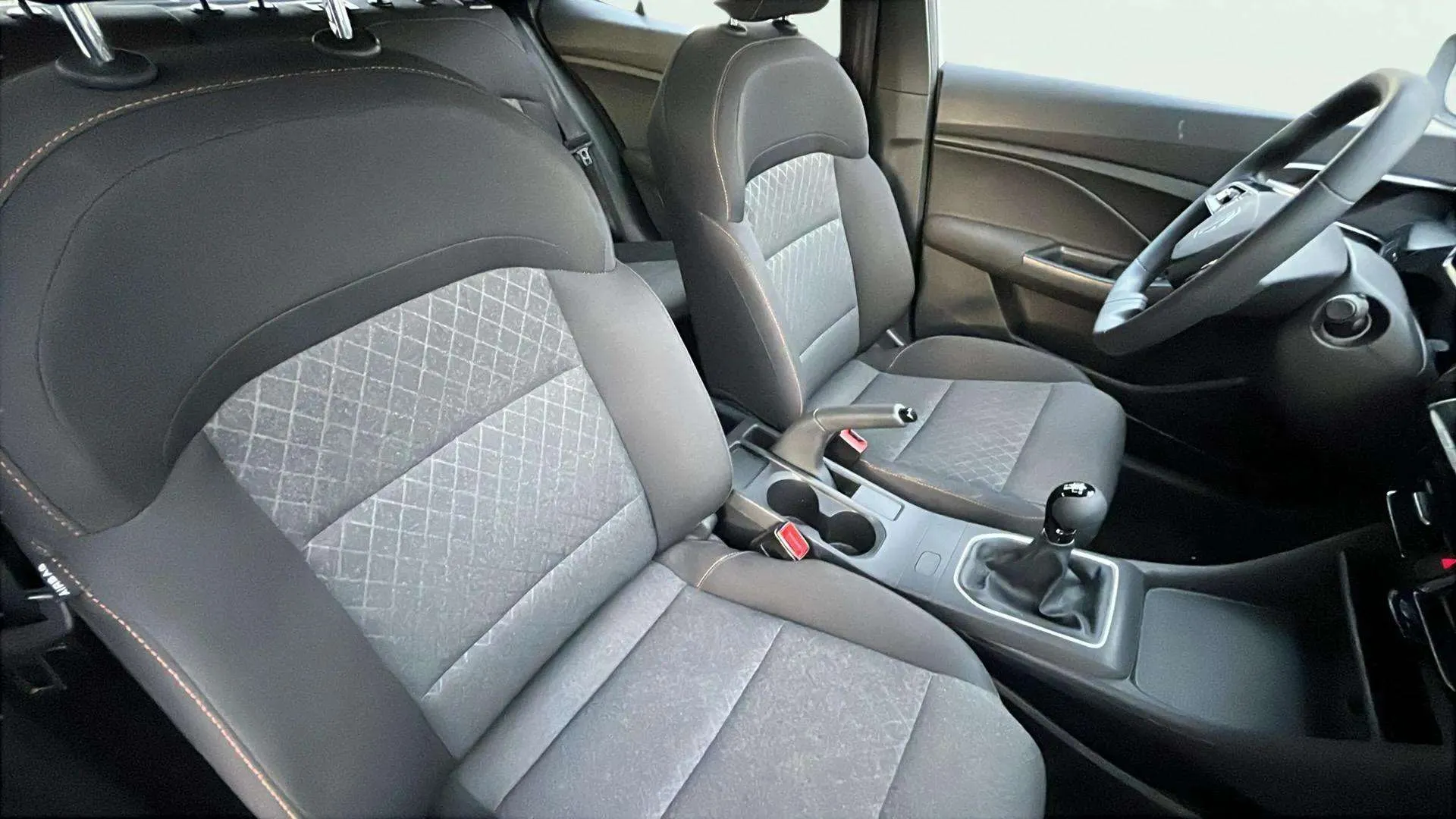 MG MG3 1.5 Comfort - foto 19