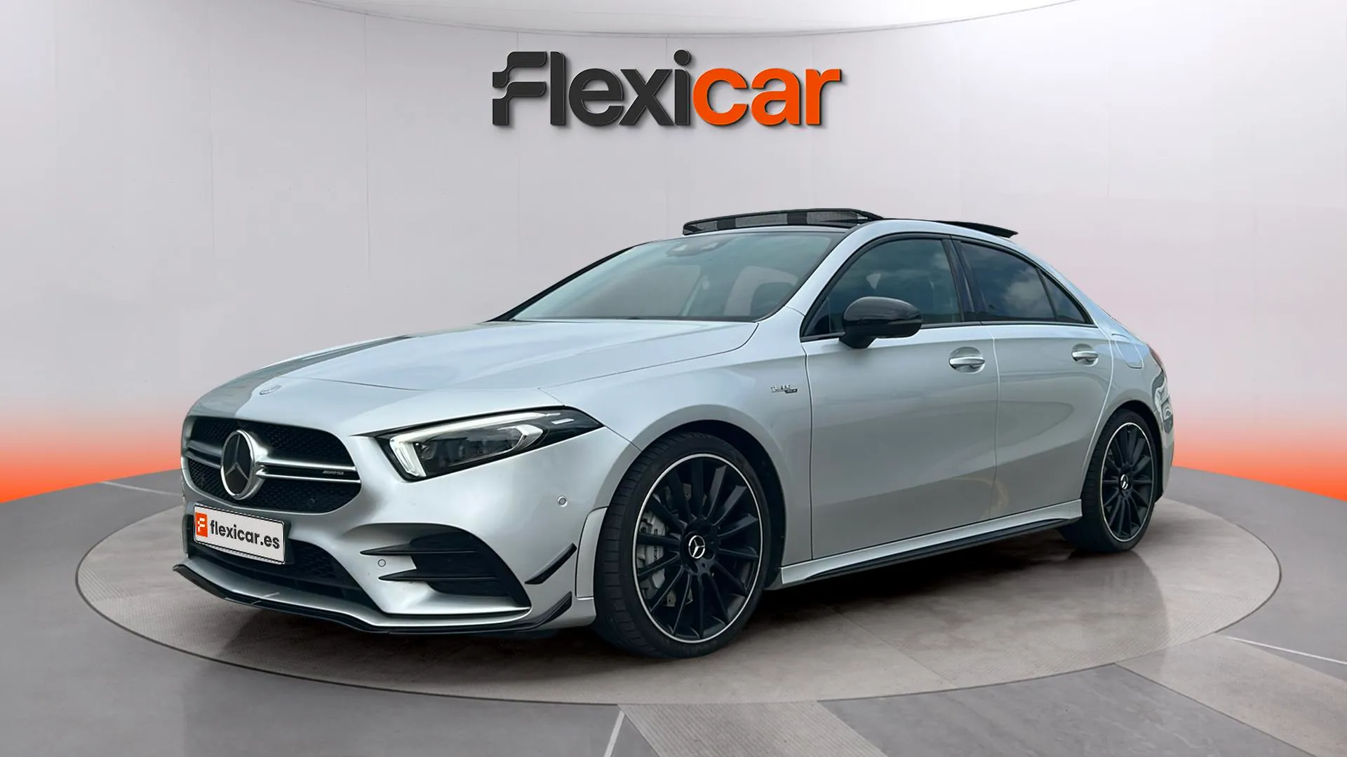 Mercedes-Benz Clase A Sedán Mercedes-AMG A 35 4MATIC+ - foto 3