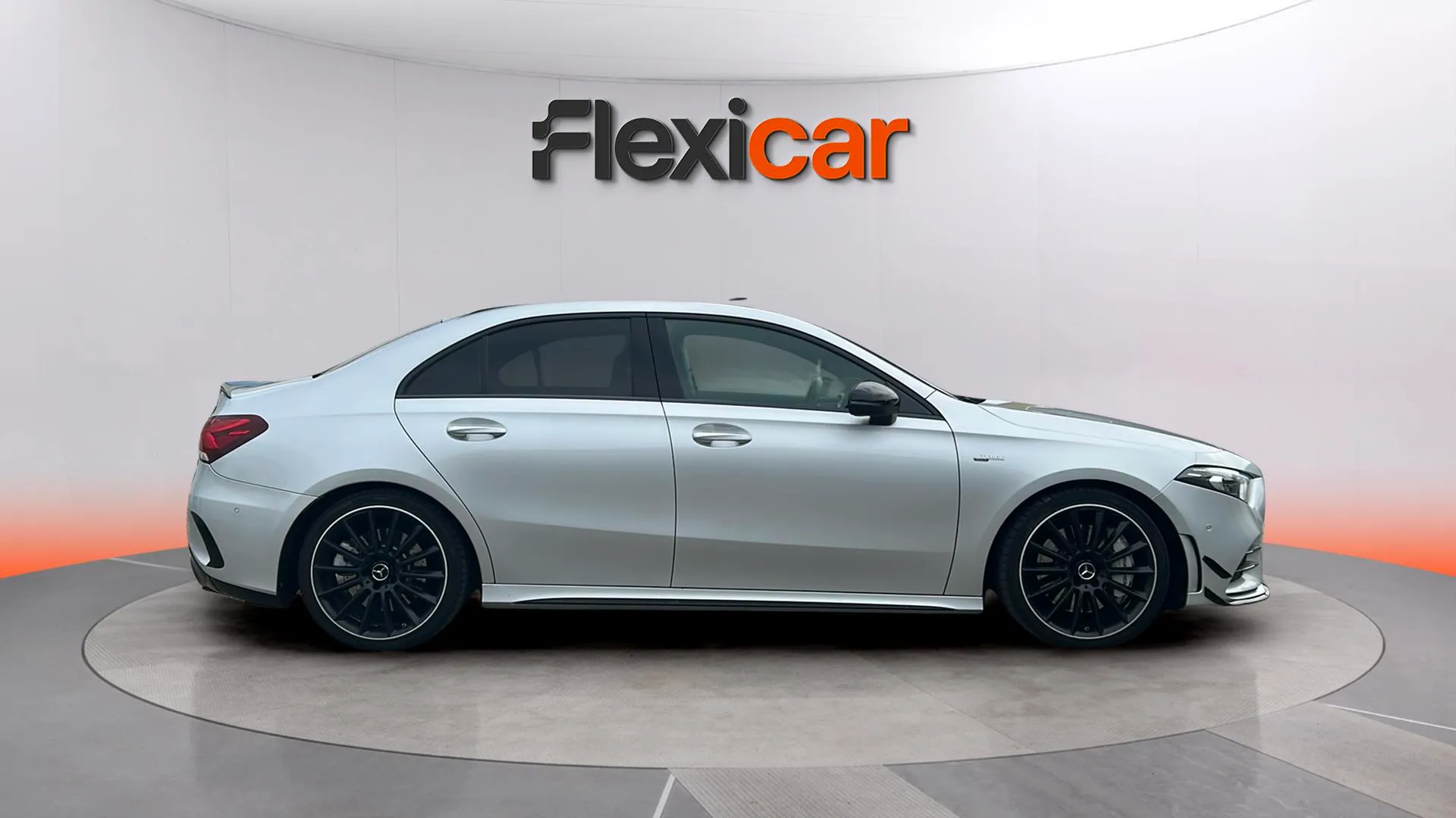 Mercedes-Benz Clase A Sedán Mercedes-AMG A 35 4MATIC+ - foto 7