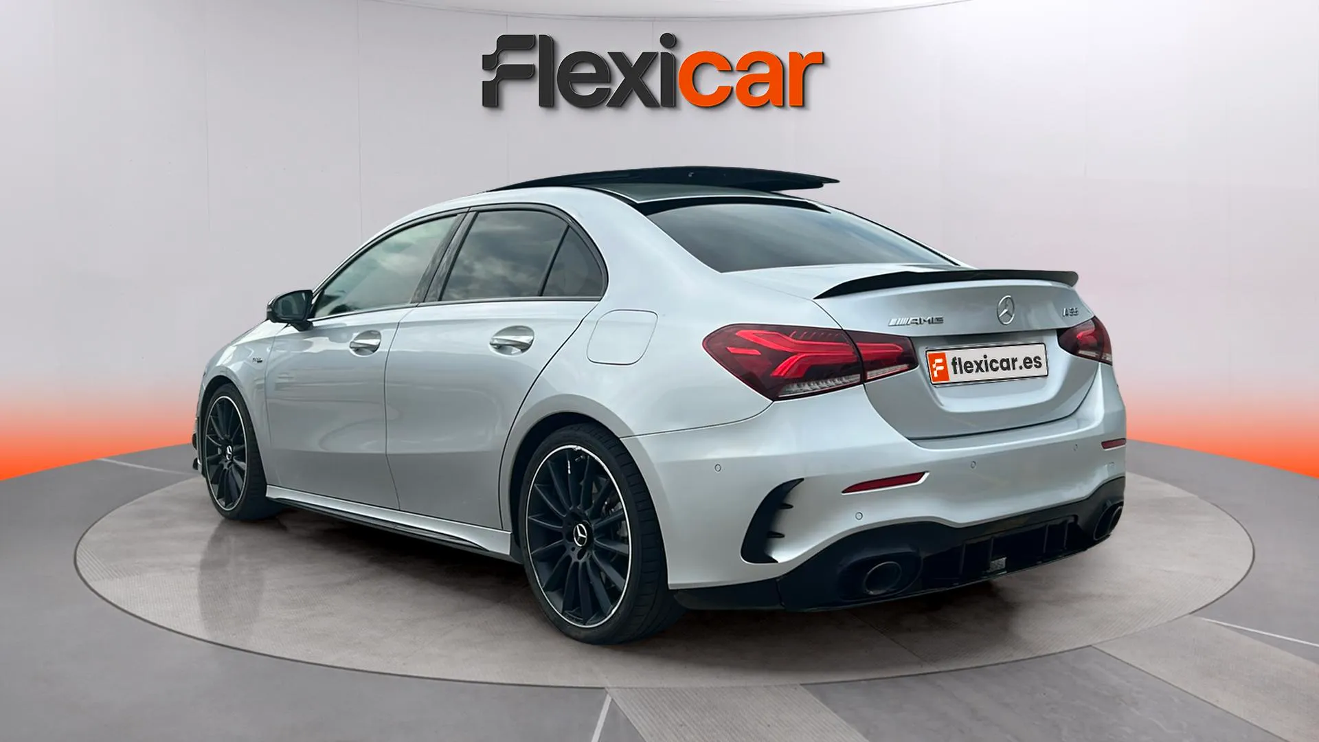 Mercedes-Benz Clase A Sedán Mercedes-AMG A 35 4MATIC+ - foto 8