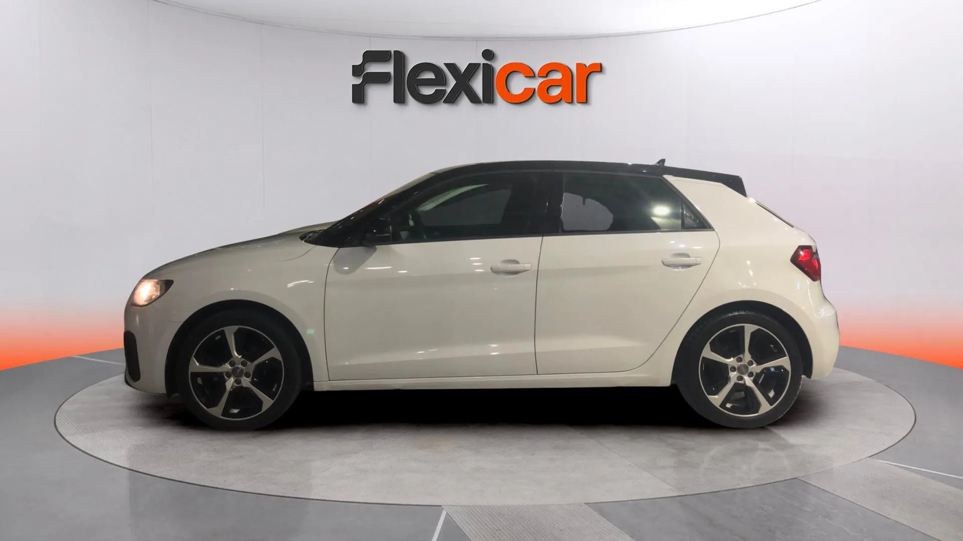 Audi A1 Sportback Adrenalin 25 TFSI - foto 4