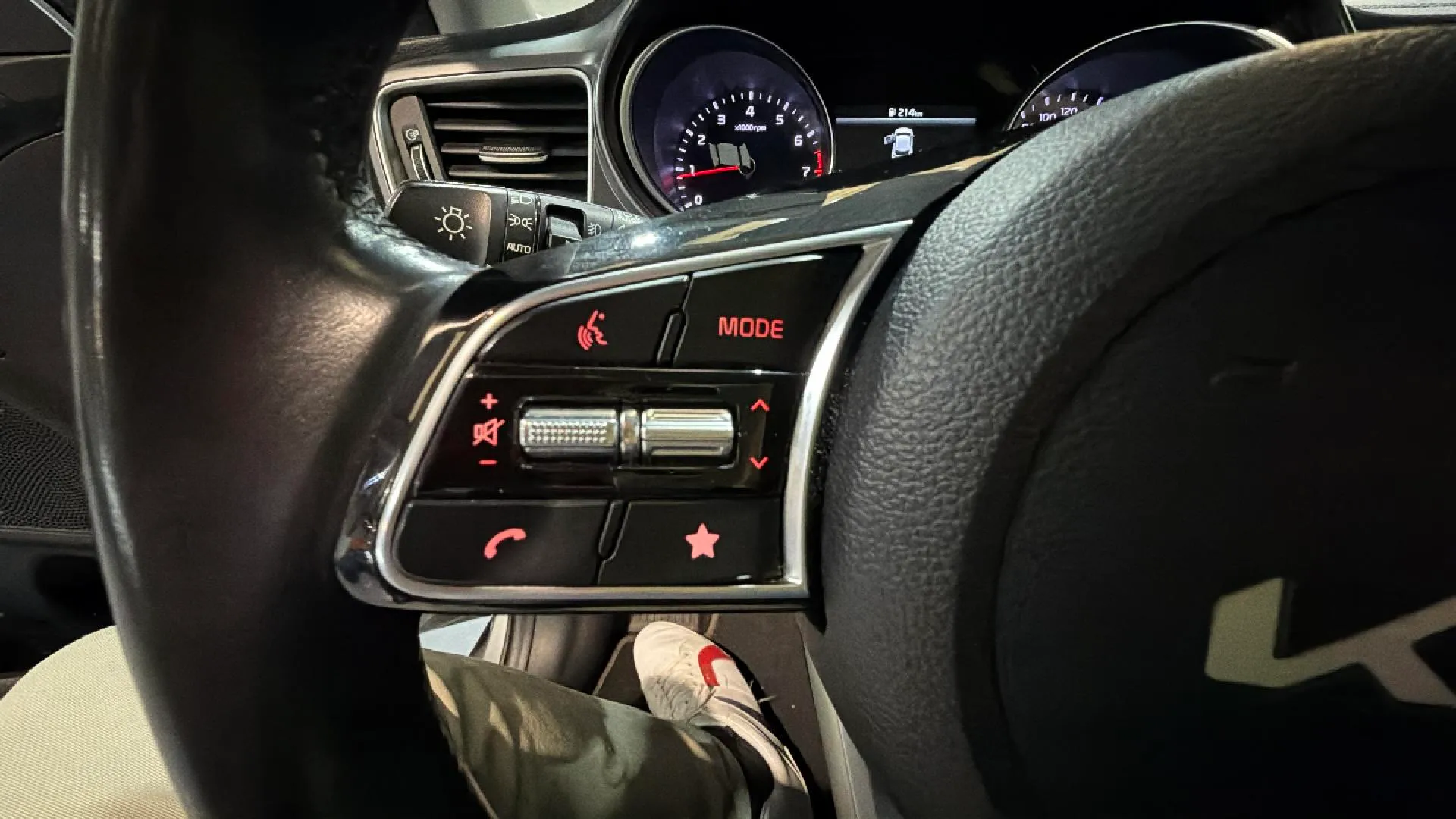 Kia XCeed 1.0 T-GDi Concept - foto 15