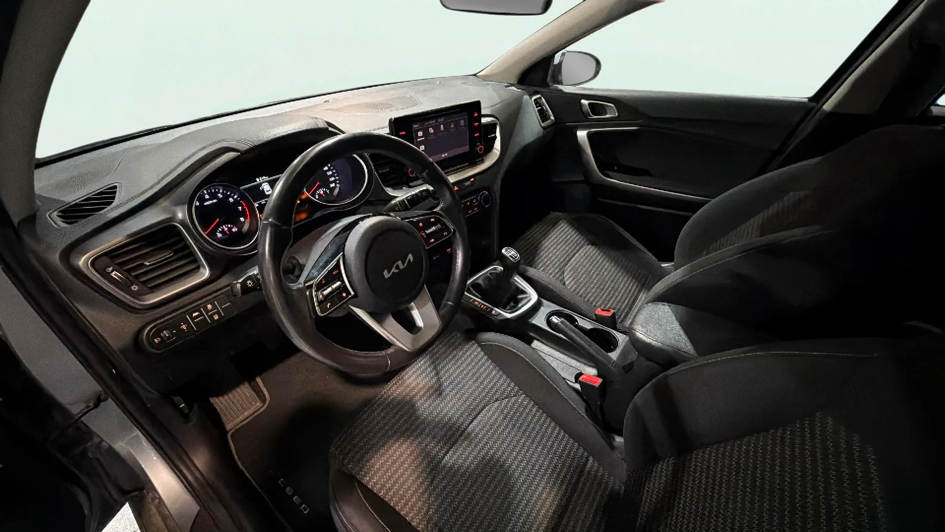 Kia XCeed 1.0 T-GDi Concept - foto 26