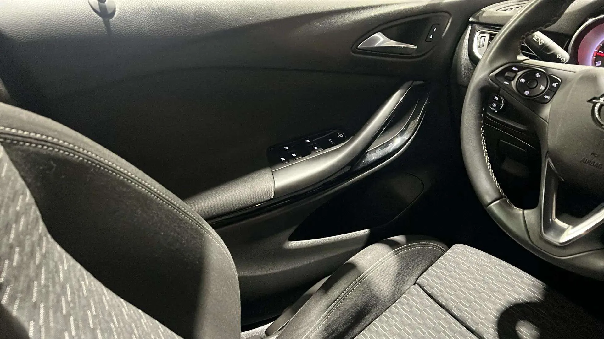 Opel Astra 1.4 Turbo Dynamic - foto 17