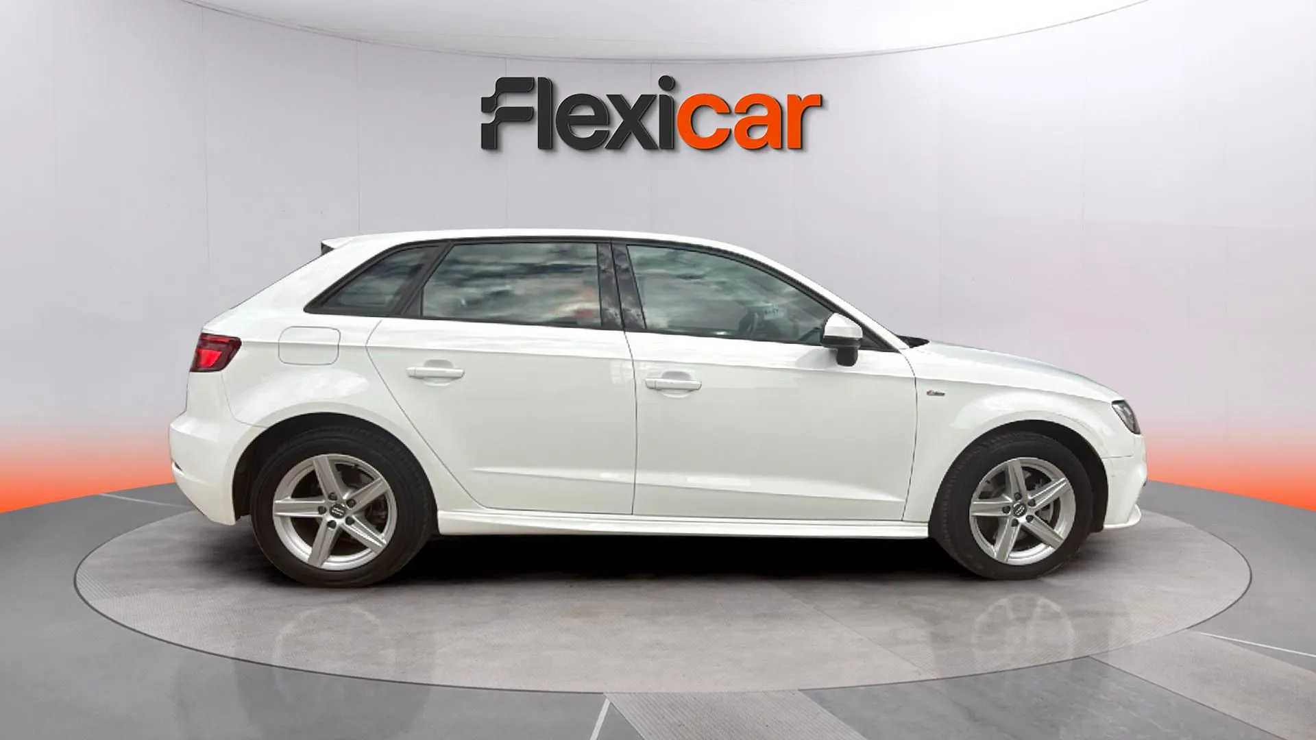 Audi A3 Sportback 40 e-tron S tronic - foto 5