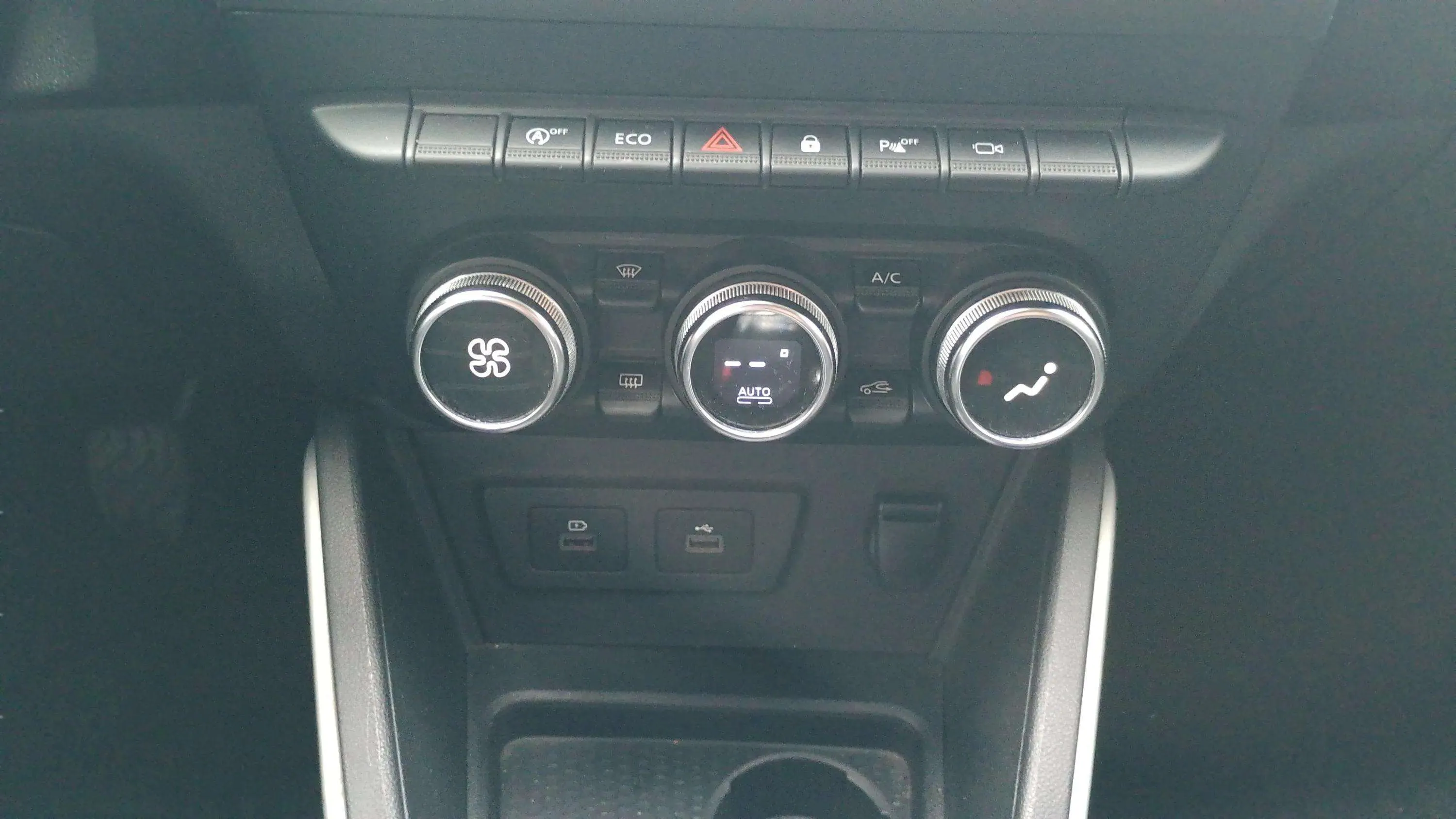 Dacia Duster Prestige Go TCe ECO-G 4x2 - foto 17