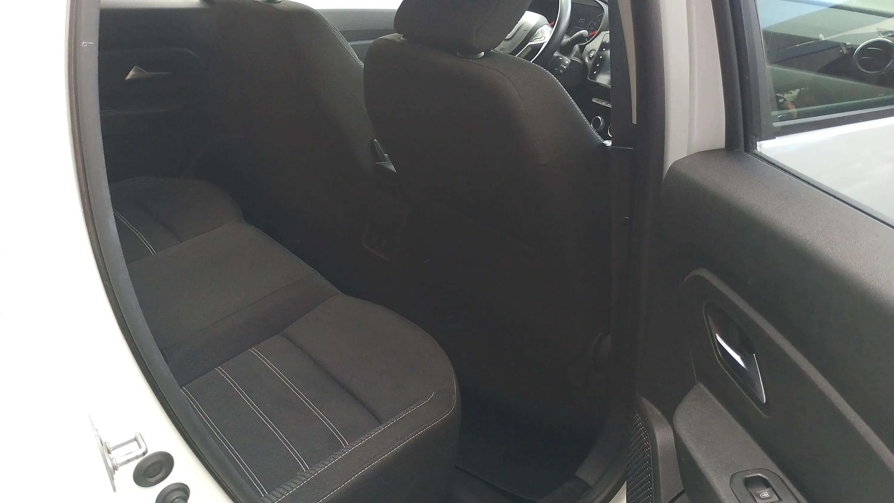Dacia Duster Prestige Go TCe ECO-G 4x2 - foto 10