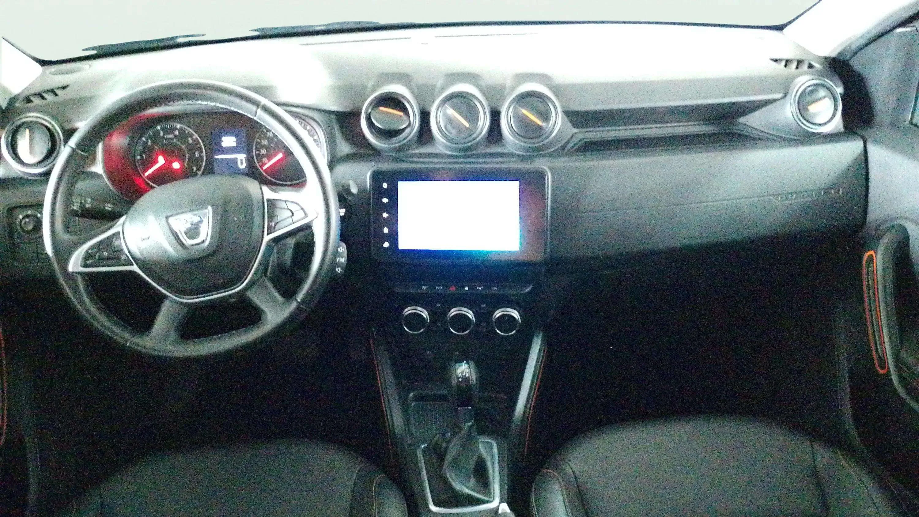 Dacia Duster Extreme TCe 4x2 EDC - foto 6