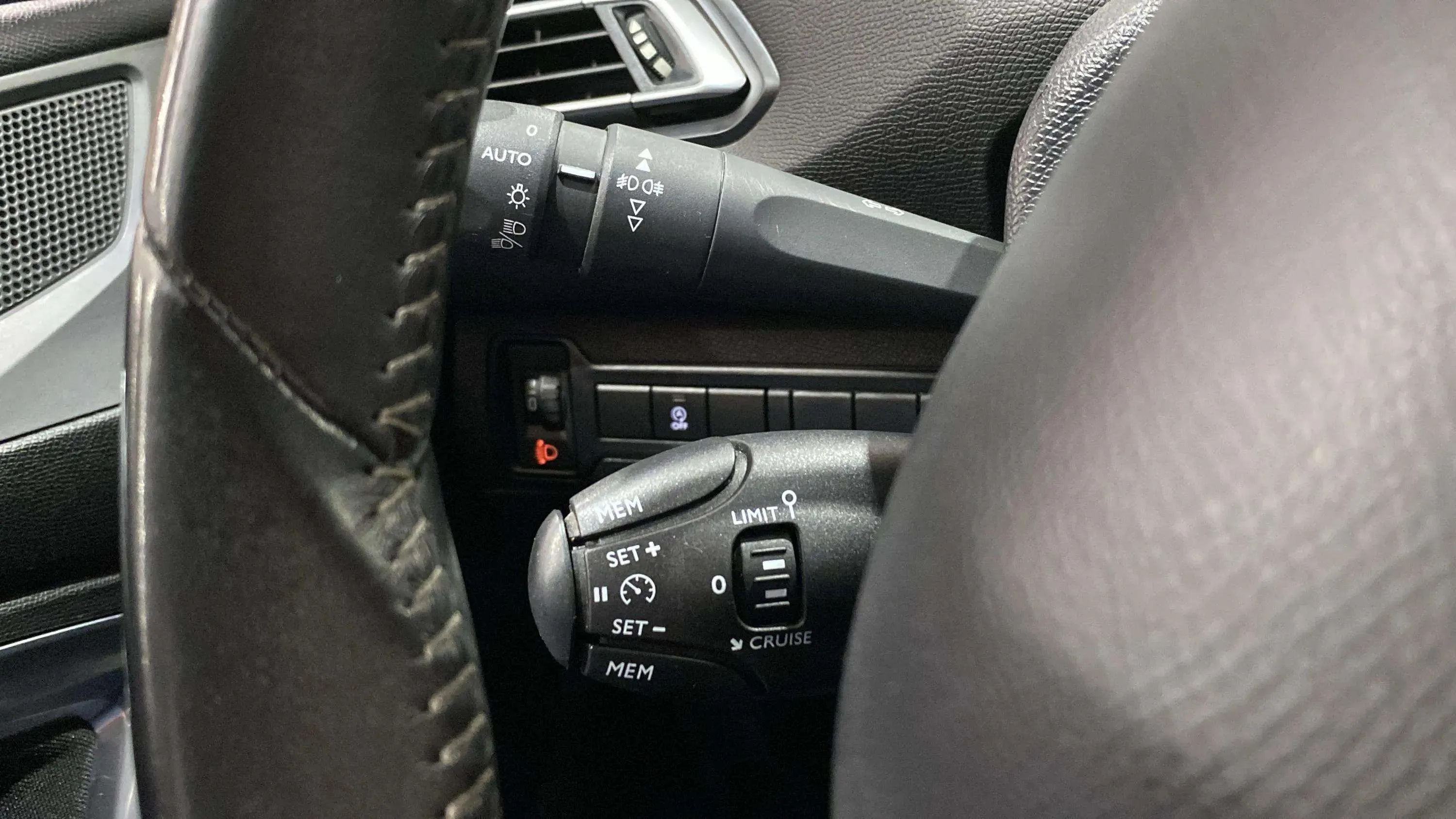 Peugeot 308 Active Pack PureTech 130 - foto 20