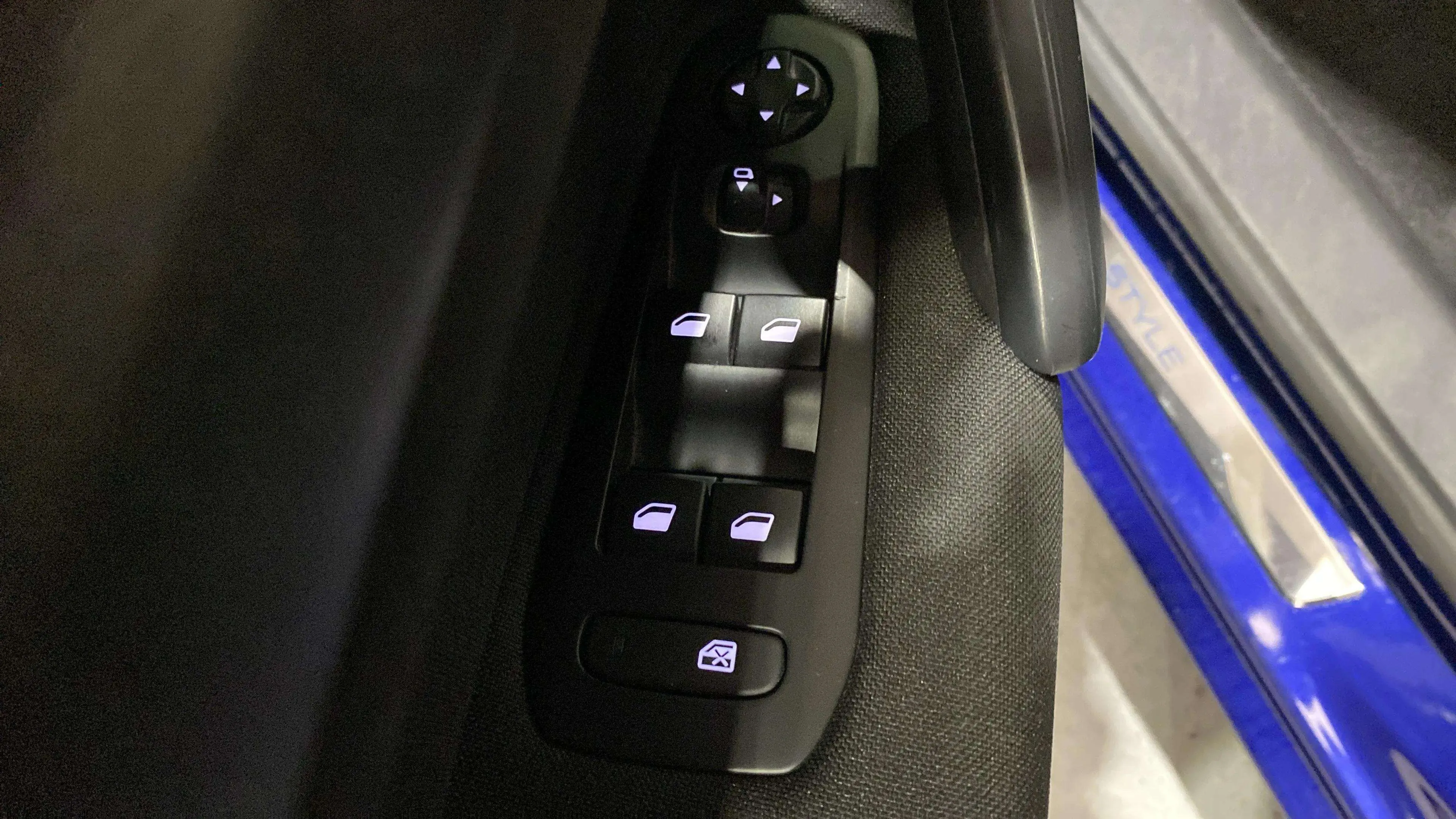Peugeot 308 Active Pack PureTech 130 - foto 16