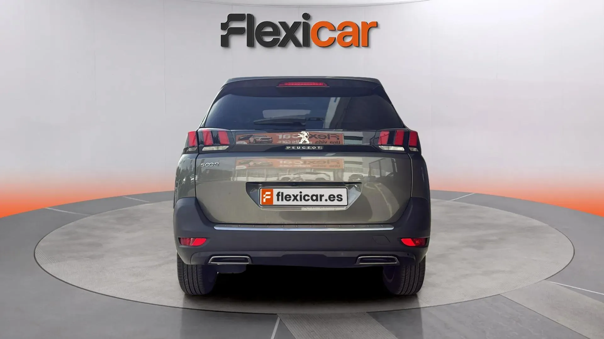 Peugeot 5008 Allure 1.2L PureTech - foto 4