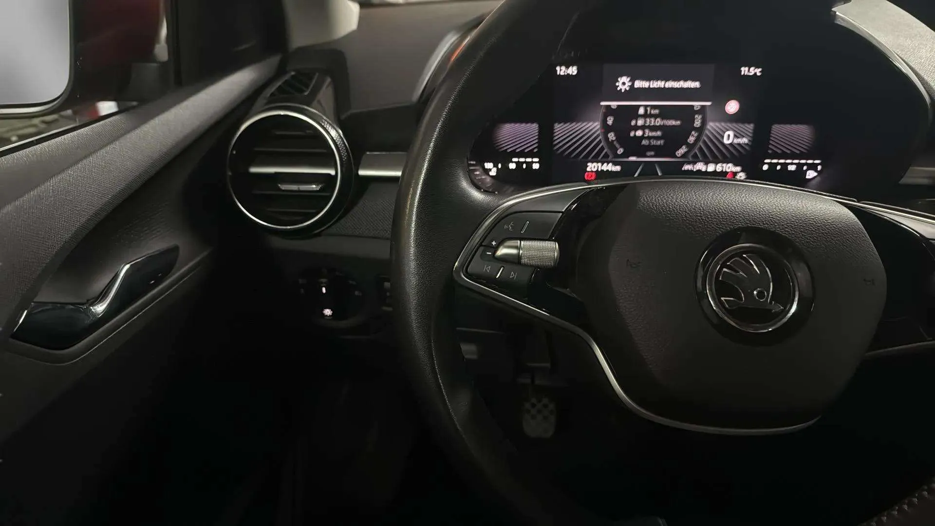 Škoda Fabia 1.0 TSI Selection - foto 15