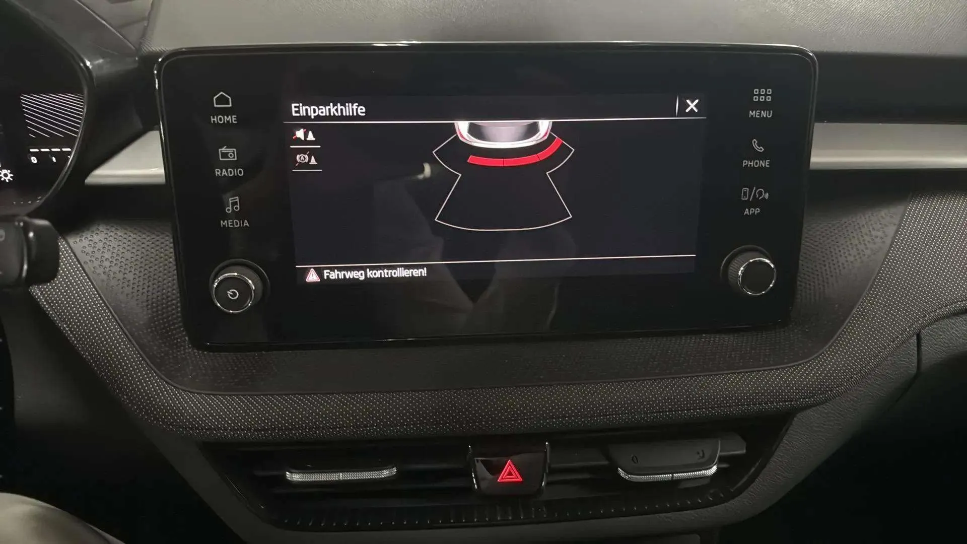 Škoda Fabia 1.0 TSI Selection - foto 19