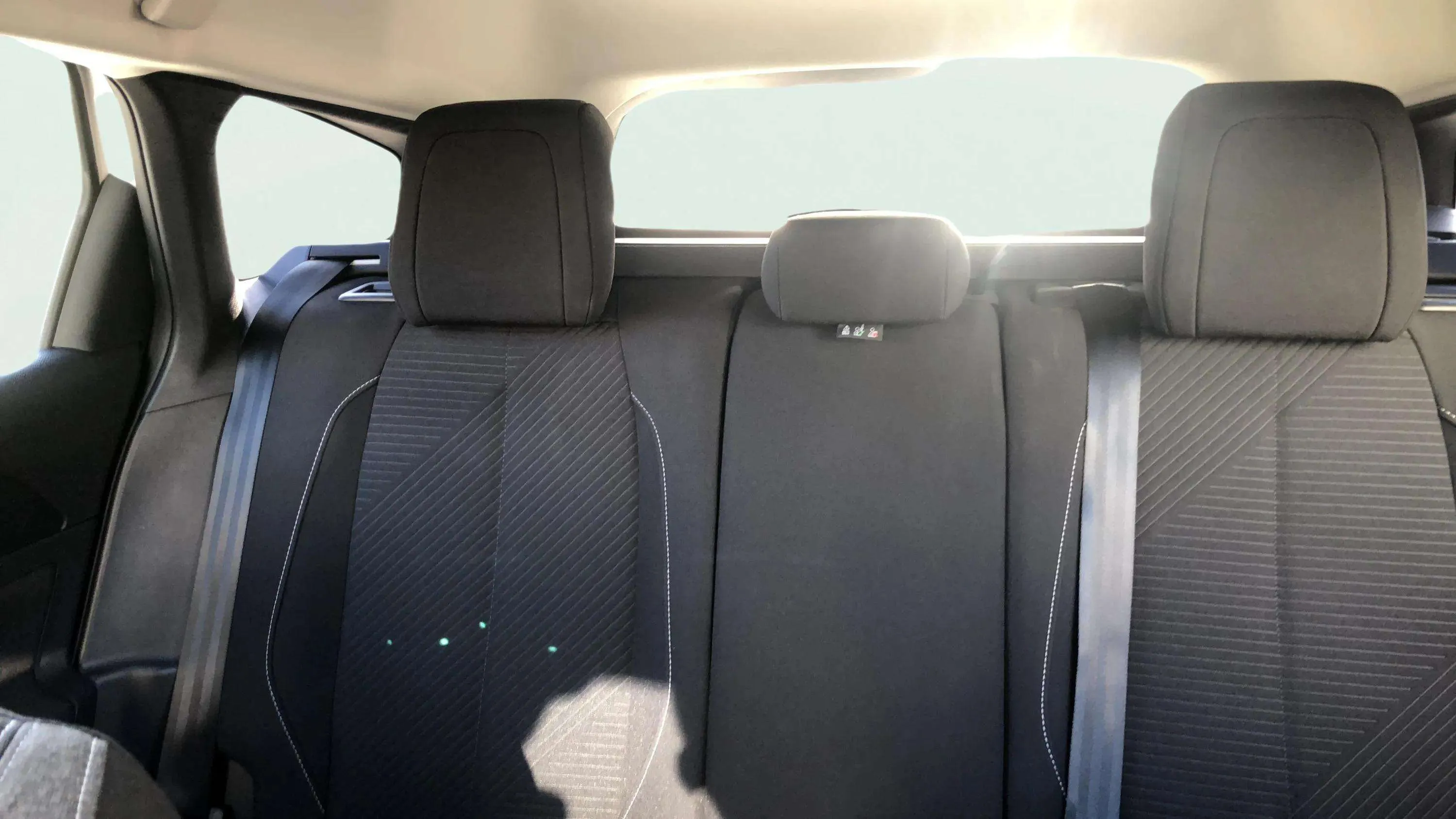 Peugeot 308 SW Active BlueHDi 130 EAT8 - foto 16