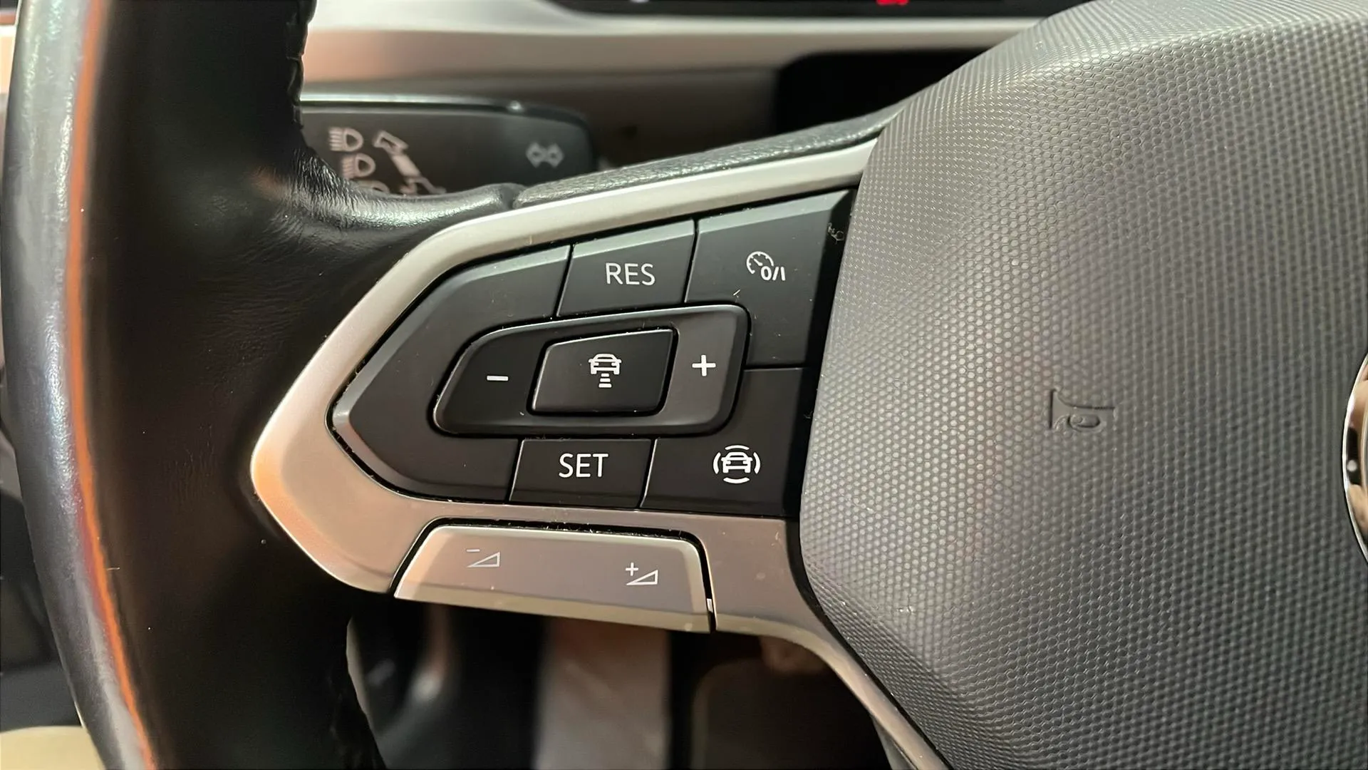 Volkswagen T-Roc Life 1.5 TSI - foto 29