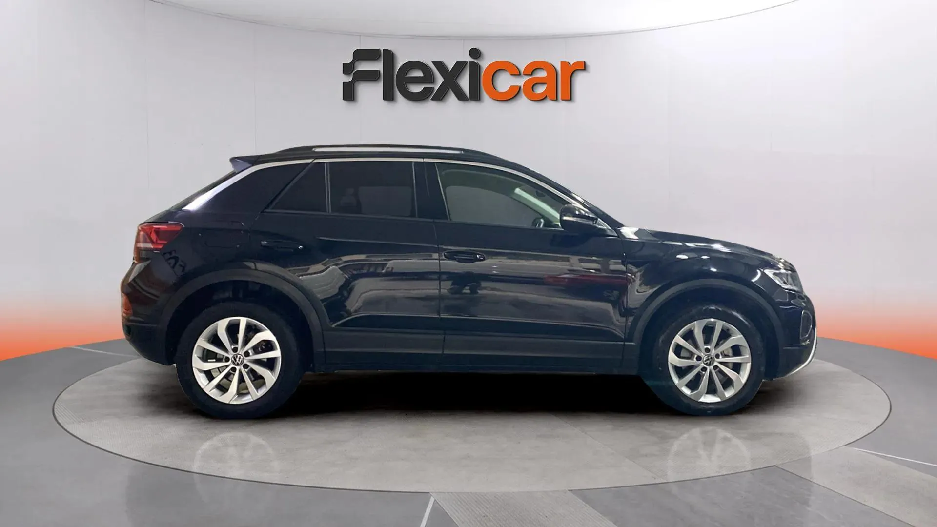 Volkswagen T-Roc Life 1.0 TSI - foto 8